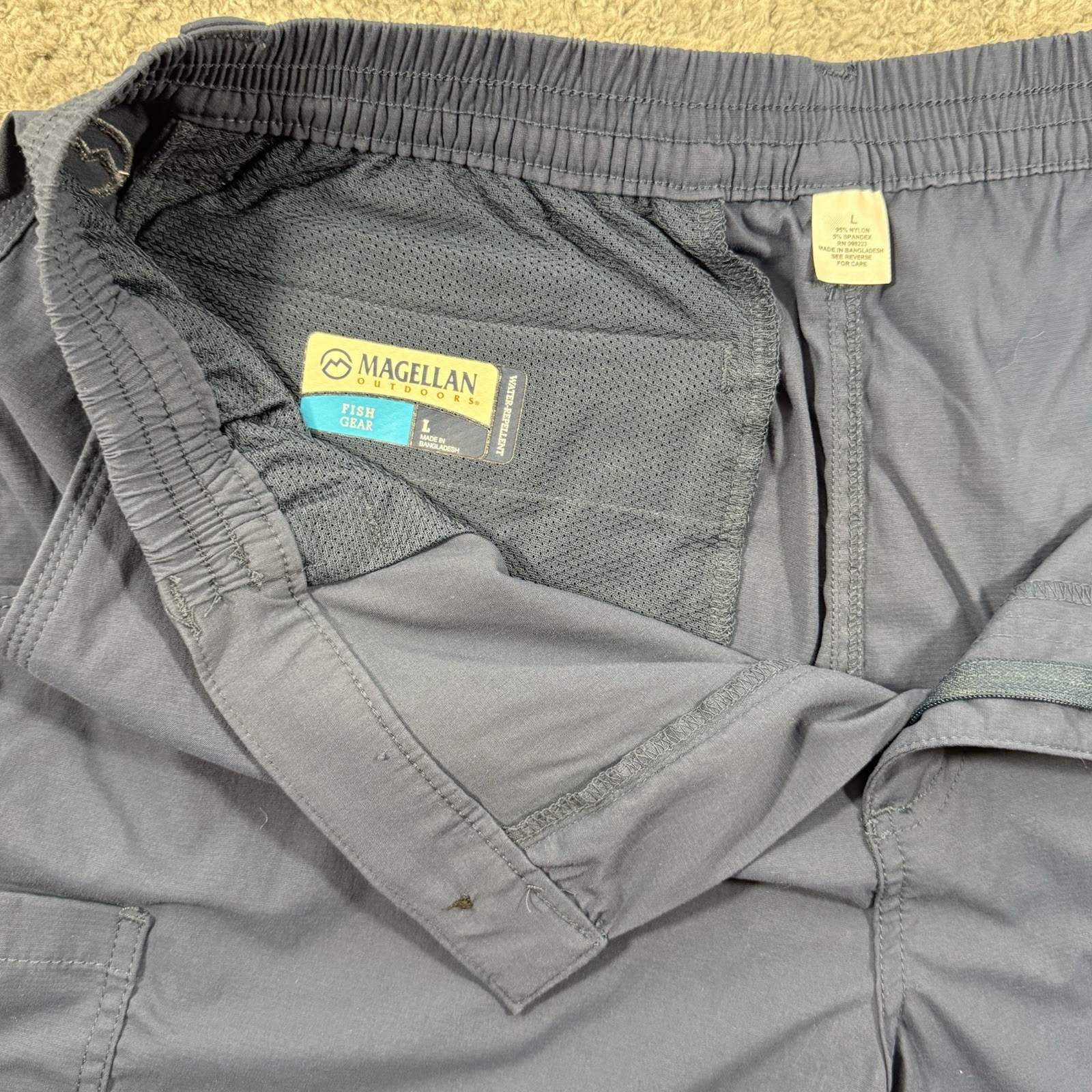 Magellan Outdoors Fish Gear Shorts Men’s Large Water Repellent Blue