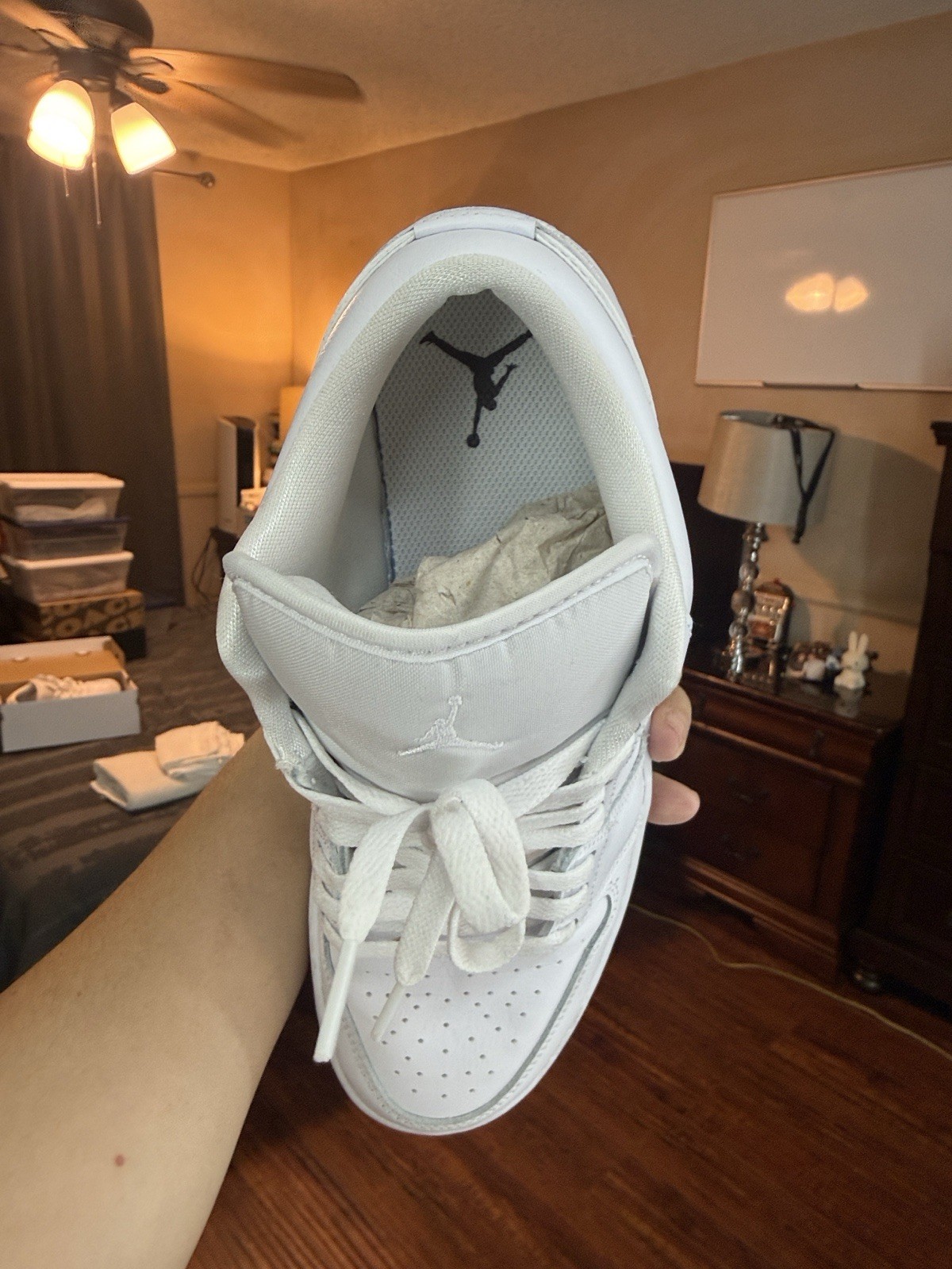 Jordan Air Jordan 1 Low Men’s White Low Top Lace-Up Athletic Sneakers