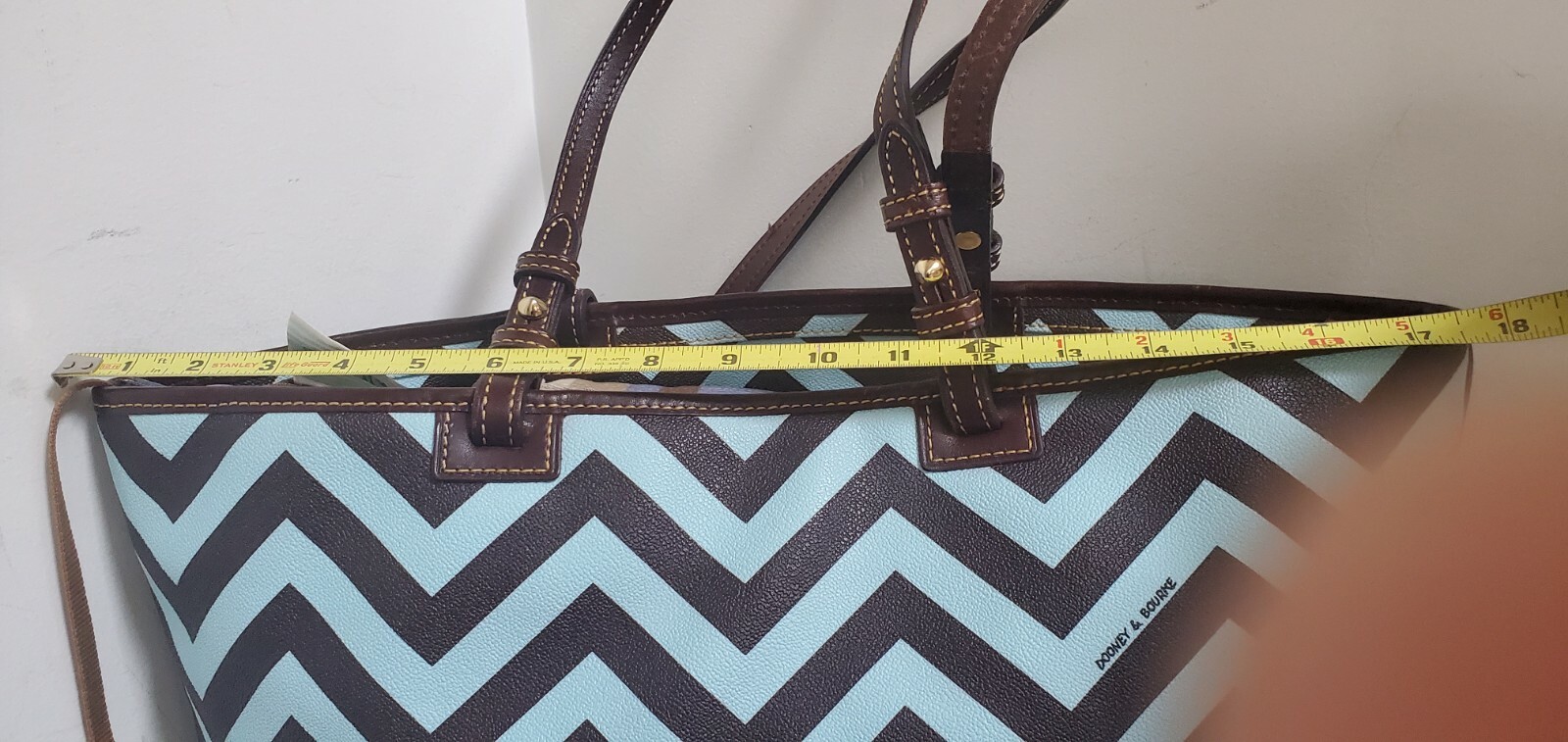 Dooney & Bourke Everyday Tote – 12 x 18 x 6 inches – SEE DESCRIPTION AND PICS