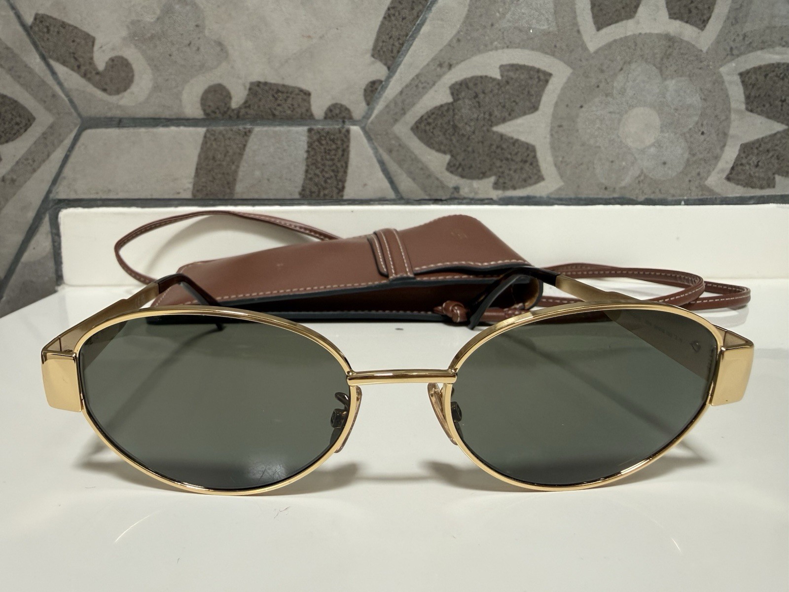 AUTHENTIC CELINE Triomphe Metal 01 Oversized Gold Metal Oval Sunglasses Green