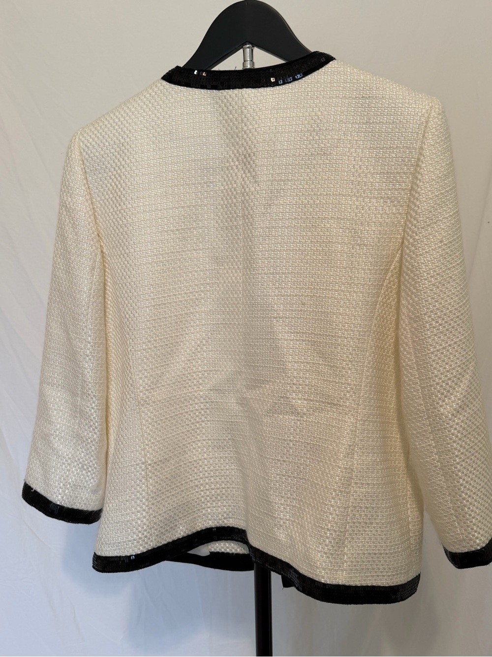 Tahari Arthur S. Levine Ivory Tweed Sequin Trim Open Front Jacket Blazer Size 10