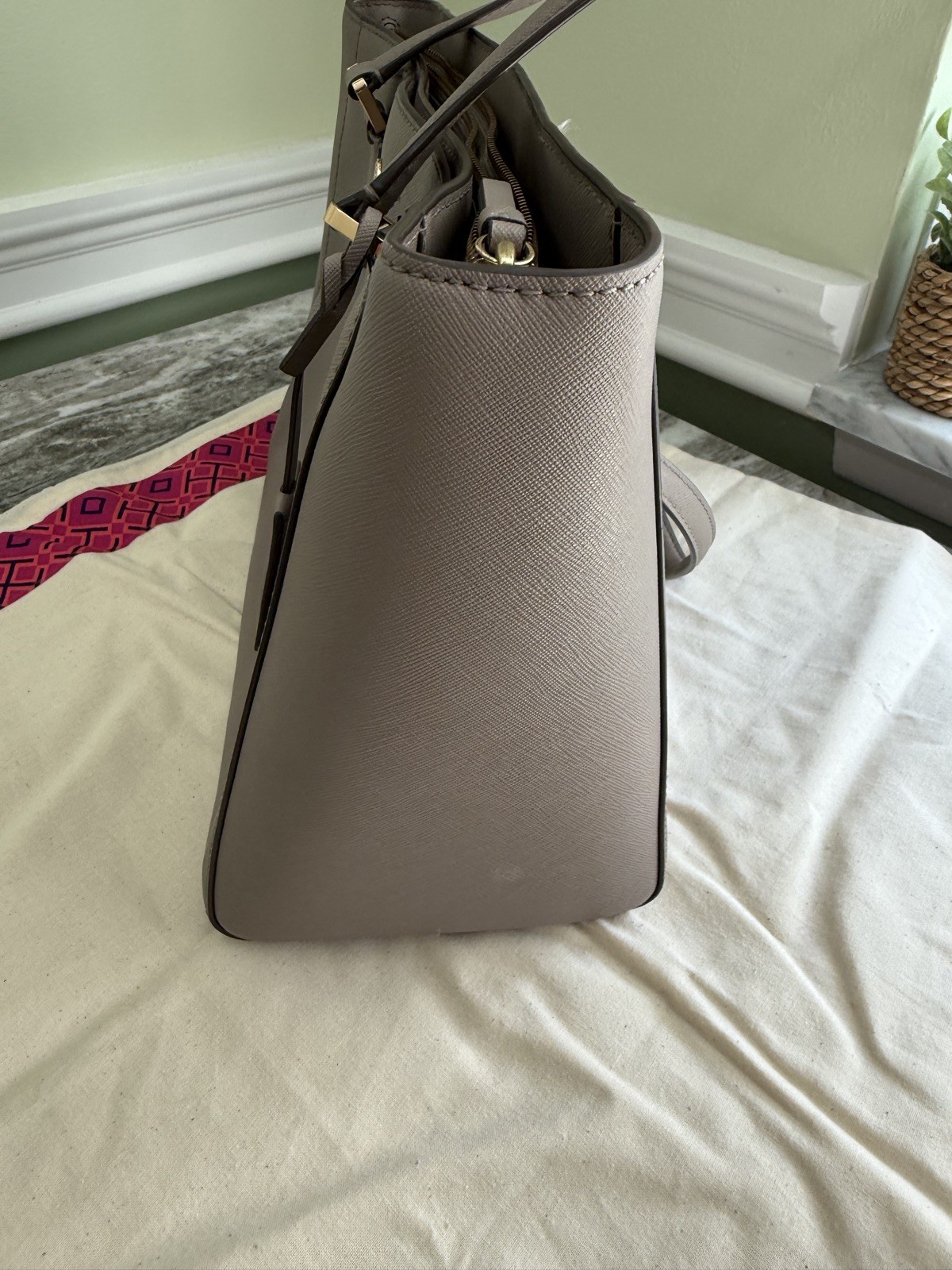 Tory Burch Robinson Small Tote Gray Heron Saffiano Leather Pre-owned