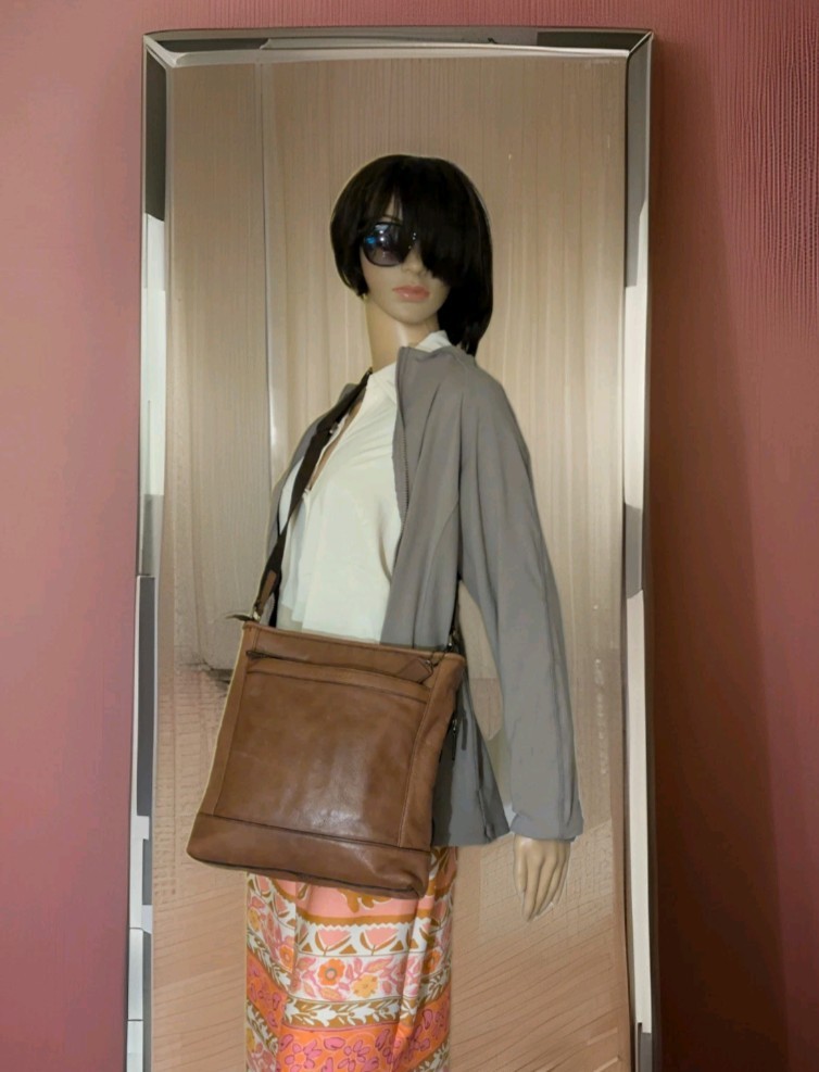 COACH Camden Distressed Soft Leather Crossbody/Shoulder Bag F71341 English Tan