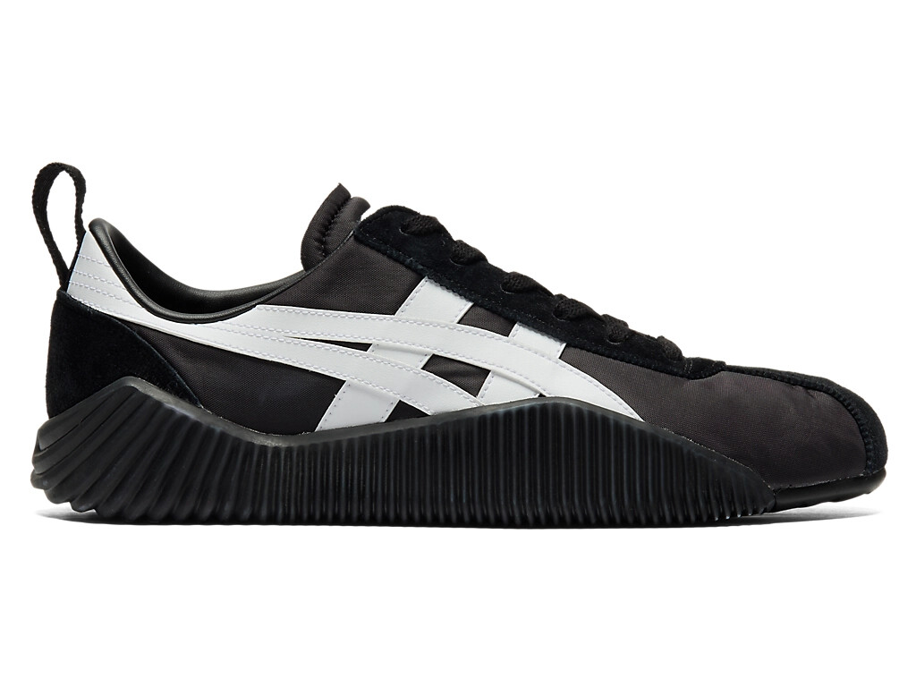 Onitsuka Tiger ACROMOUNT 1183B257 001 BLACK WHITE