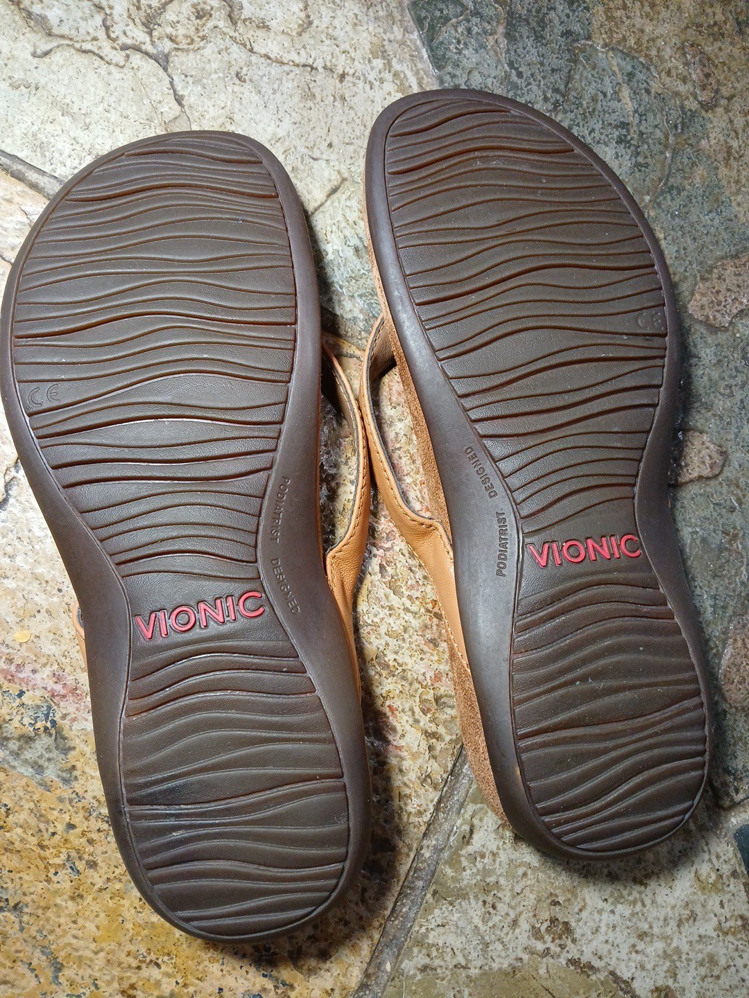 Vionic Womens Bella II Toe Post Flip Flops Sandals Thong Tan Cork Sz 6 Comfort