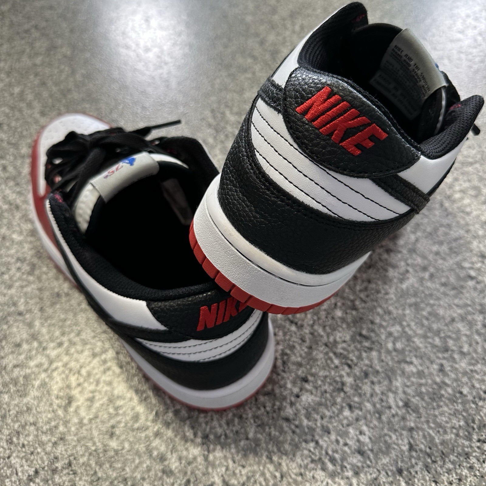 Nike Dunk Low EMB NBA 75th Anniversary Mens 8 Bred Chicago Bulls DD3363-100