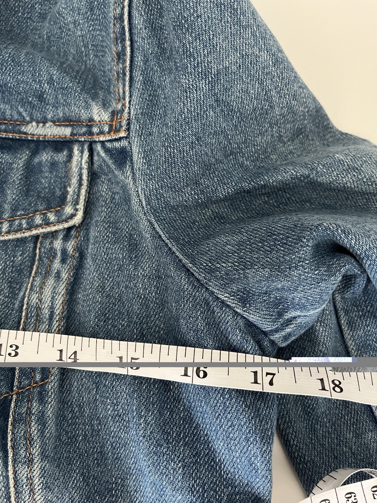 Vintage UGG Denim Jean Jacket Medium Sherpa Lambswool Collar Removable Trucker