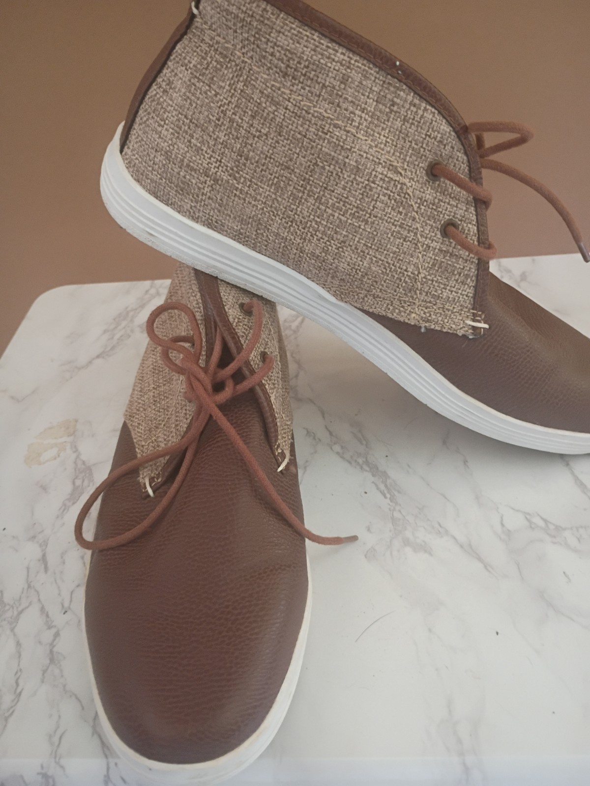 Ben Sherman Men’s Brown/Beige Lace-Up Casual Sneakers Round Toe