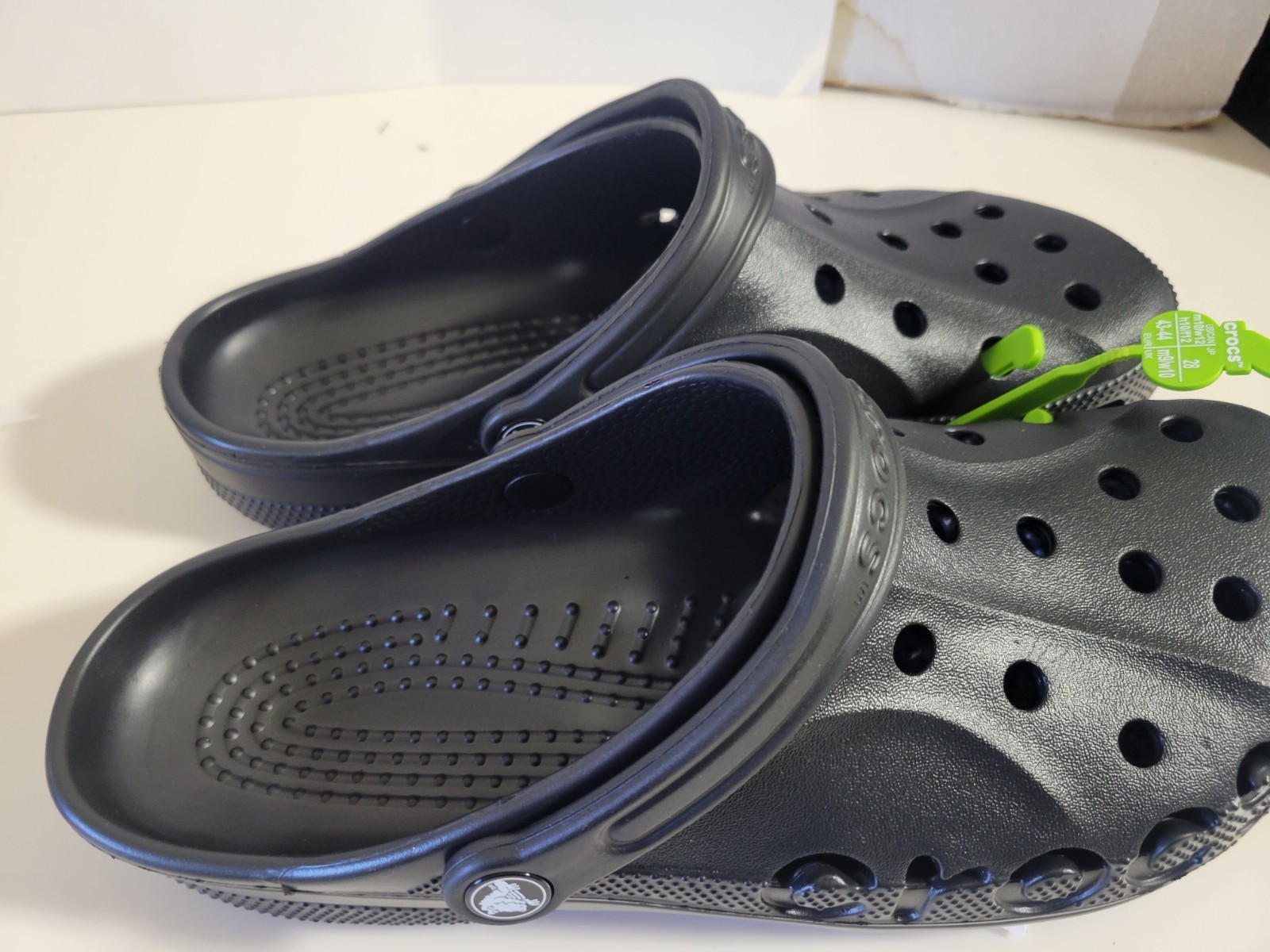 Crocs Men’s Women’s Shoes Baya Clogs M7/W9 Slip On Black Unisex 10126-001
