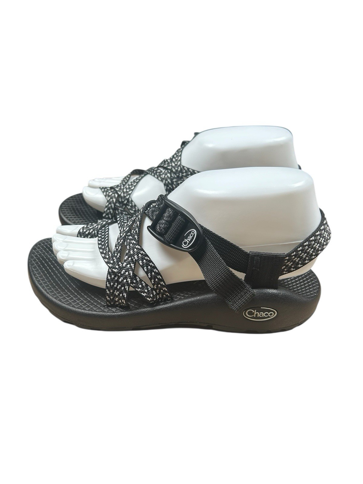 Chaco Women’s Z/2 Classic Sandals Black White Webbing Adjustable Strap Size 7