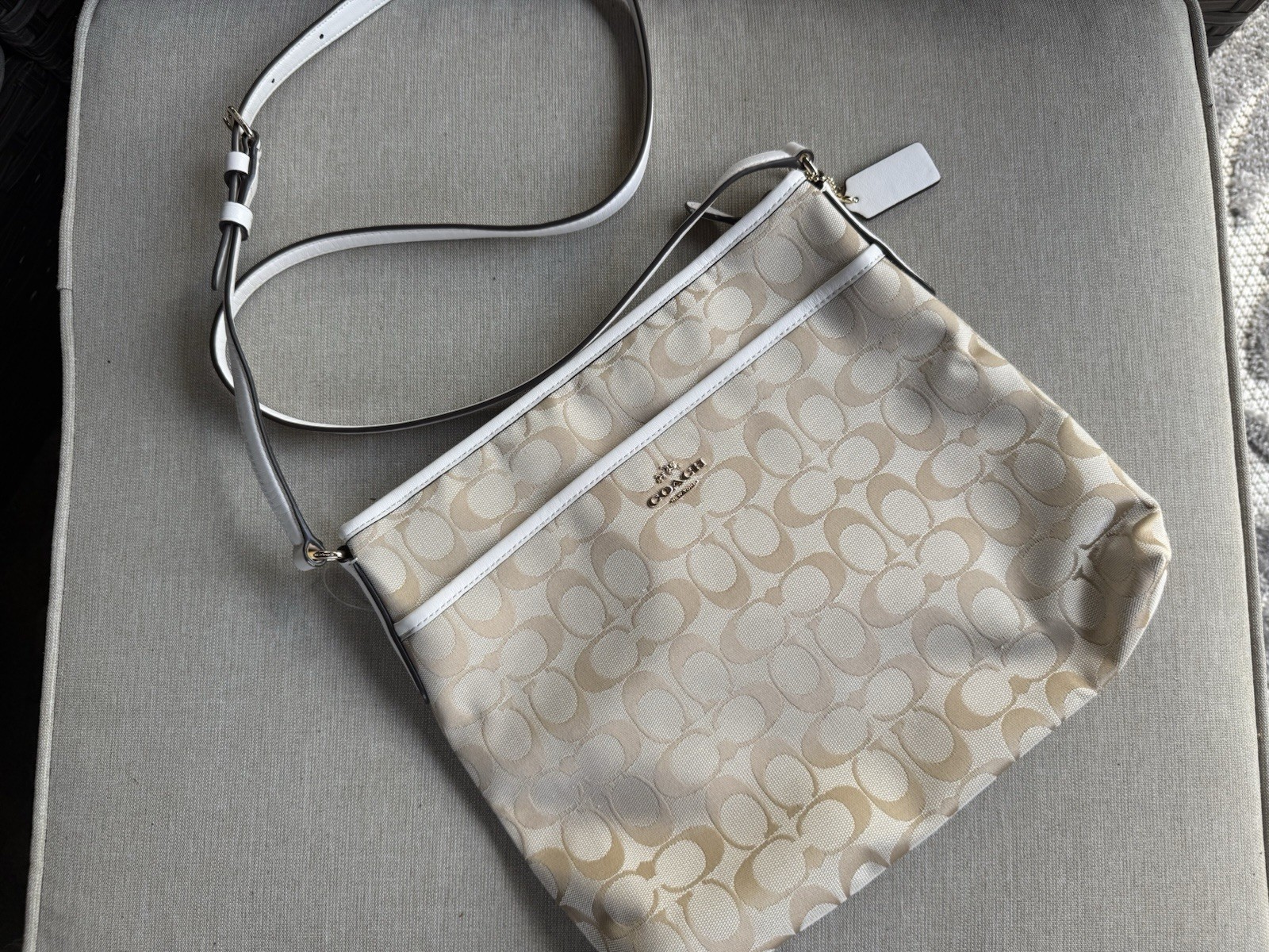 Coach Signature Canvas Crossbody File Bag NWOT Ivory Cream White Gold Hardware