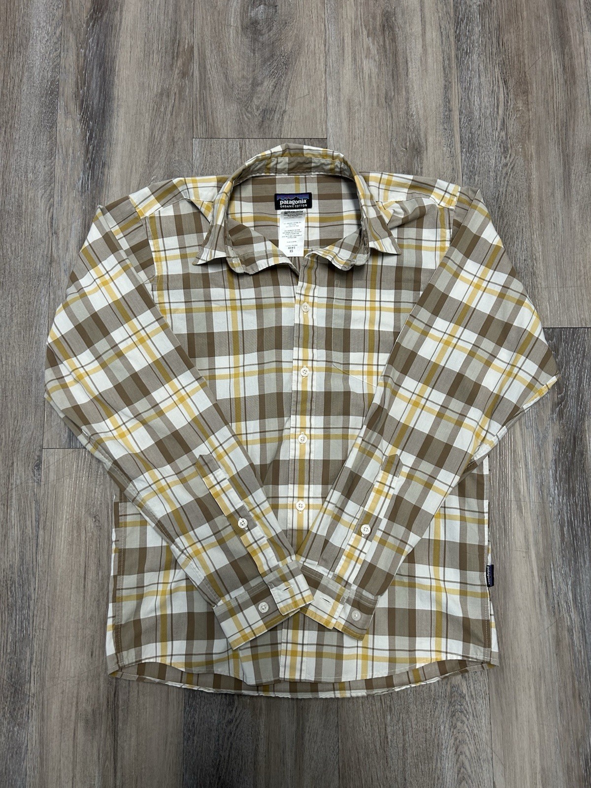 Men’s Organic Cotton Patagonia Long Sleeve Plaid Button Up Shirt Size XS