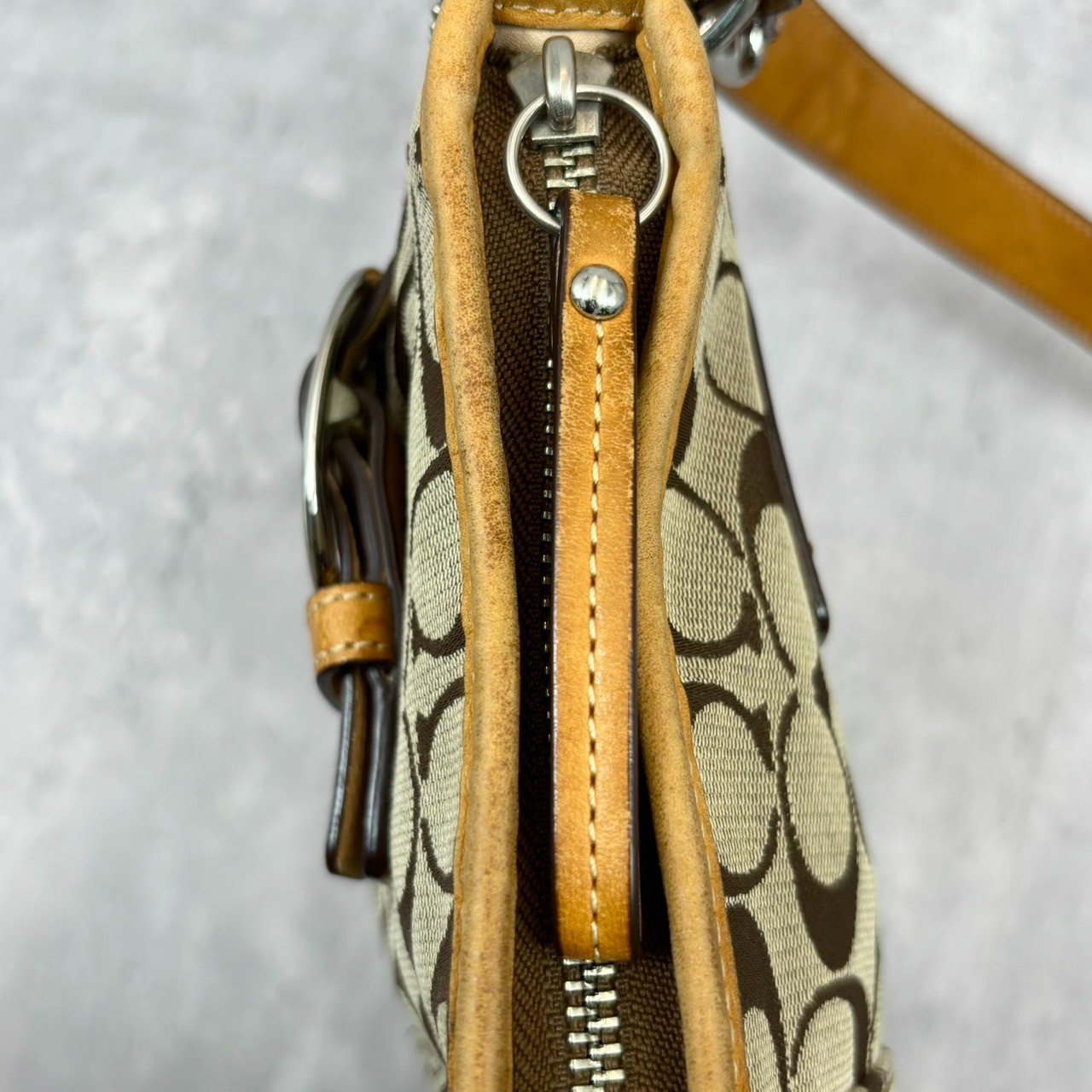 Coach F19682 shoulder bag signature canvas leather Brown Authentic From JAPAN