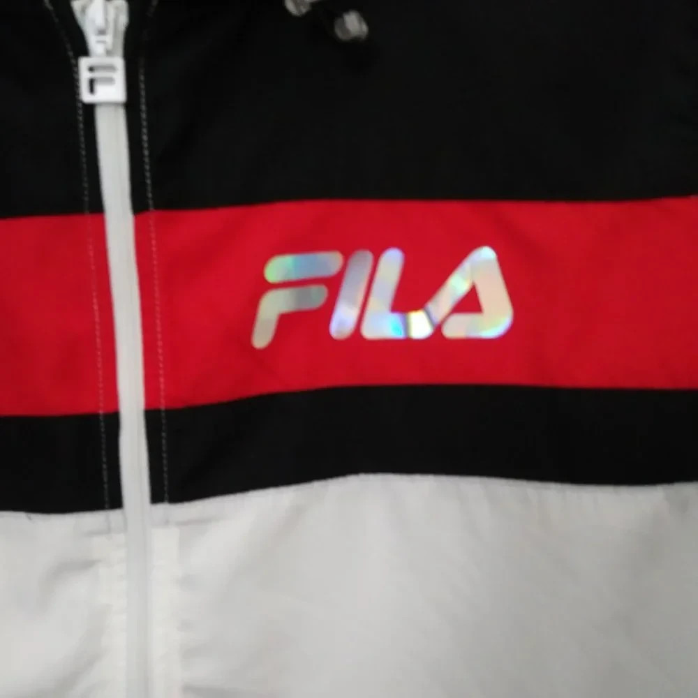 FILA Selma Windbreaker Hoodie Jacket Black White Red Zippered Women’s Size Small