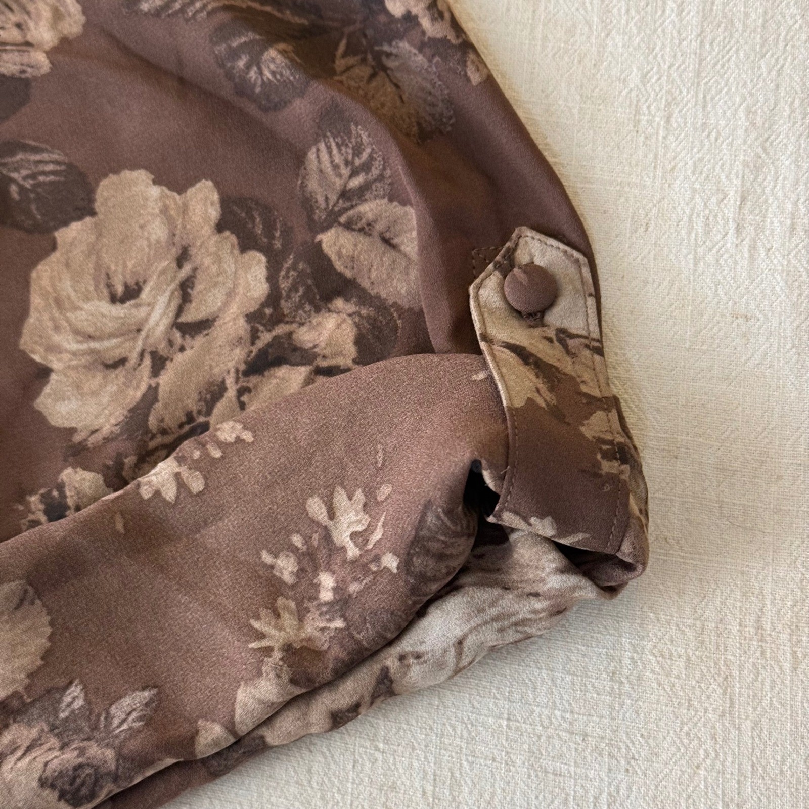 Torrid Harper Blouse 2 Brown Floral Rose Georgette Roll Tab Pullover Top nwt