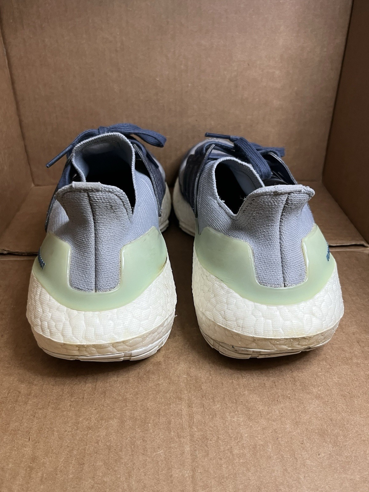 Adidas UltraBoost 22 Halo Silver/Shadow Navy/Linen Green GX9158 Men Size 9.5
