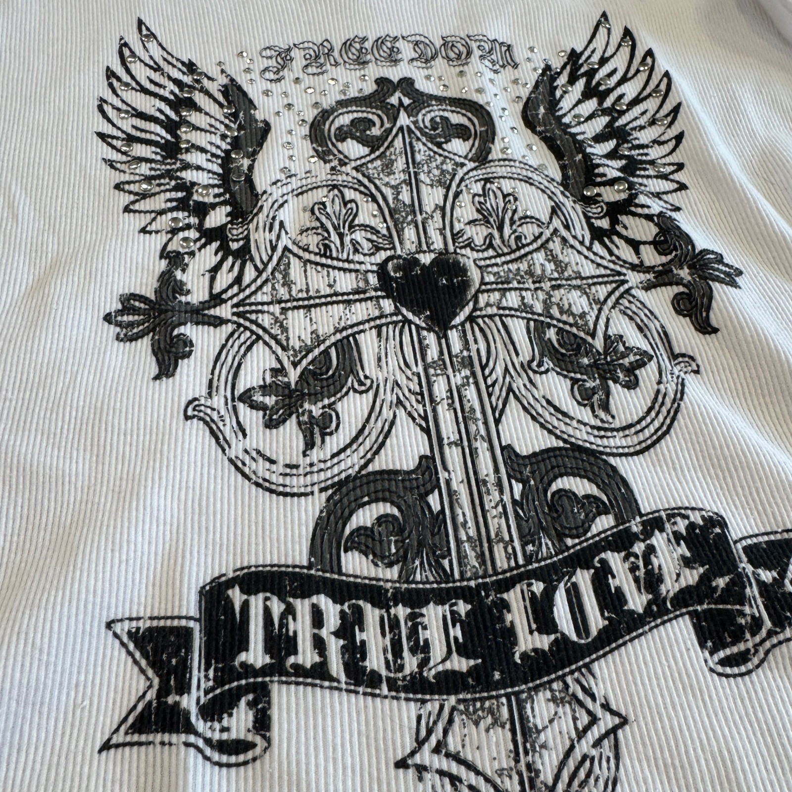 Freedom USA Womens XL White Ribbed Rhinestone Winged Cross Graphic Top Y2K Goth