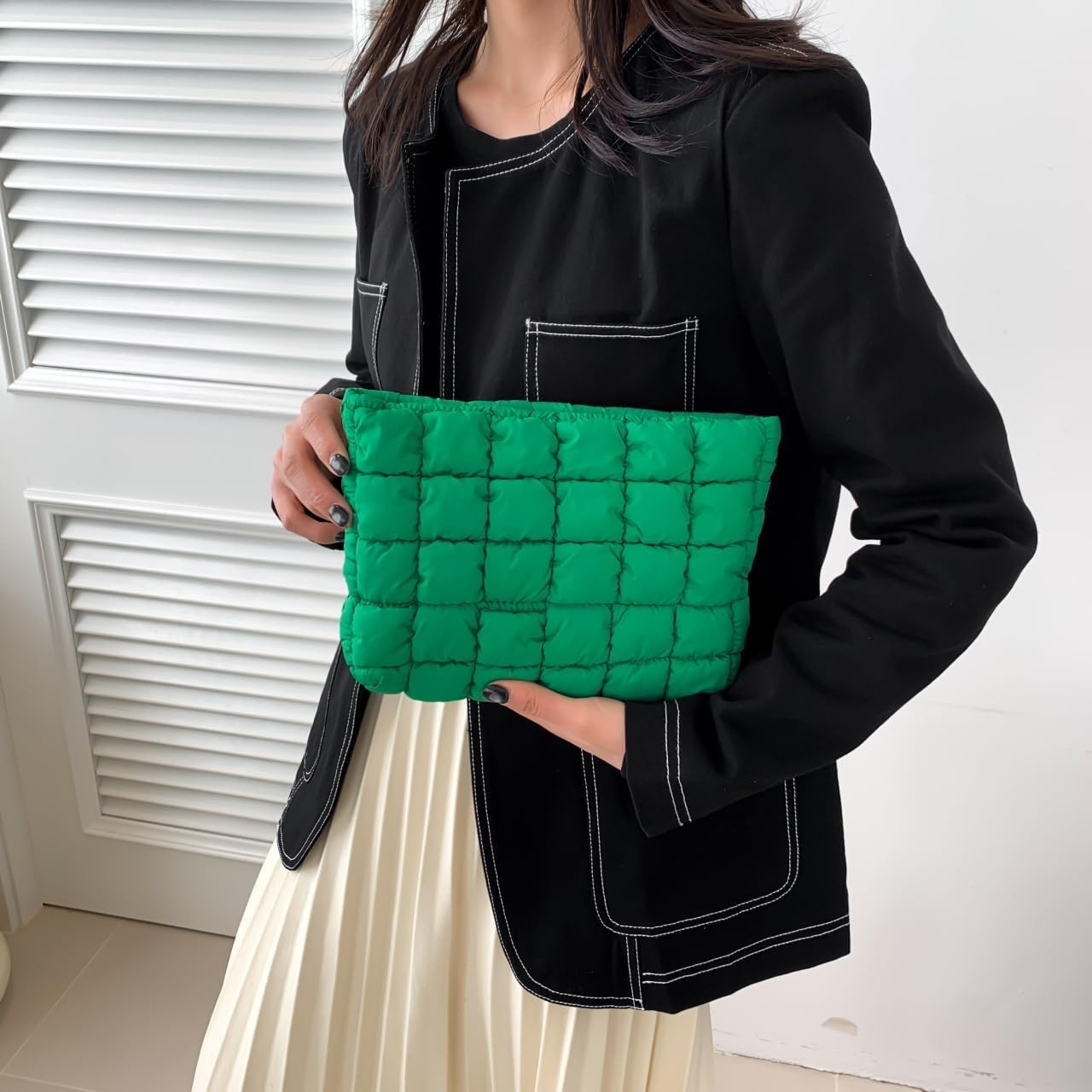 Puffy Quilted Soft Clutch – Large-Capacity Pouch with Inner Pocket (Multi-Color)