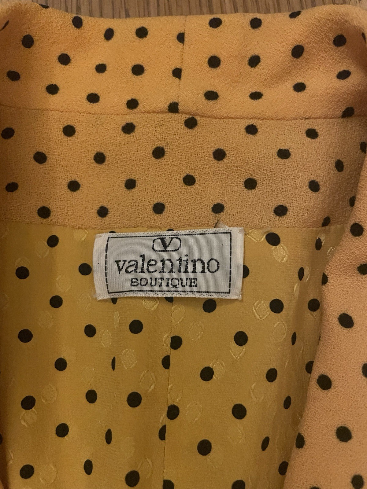Valentino Boutique Silk Polka Dot Lined 3pc Skirt blouse Suit Yellow Size 2