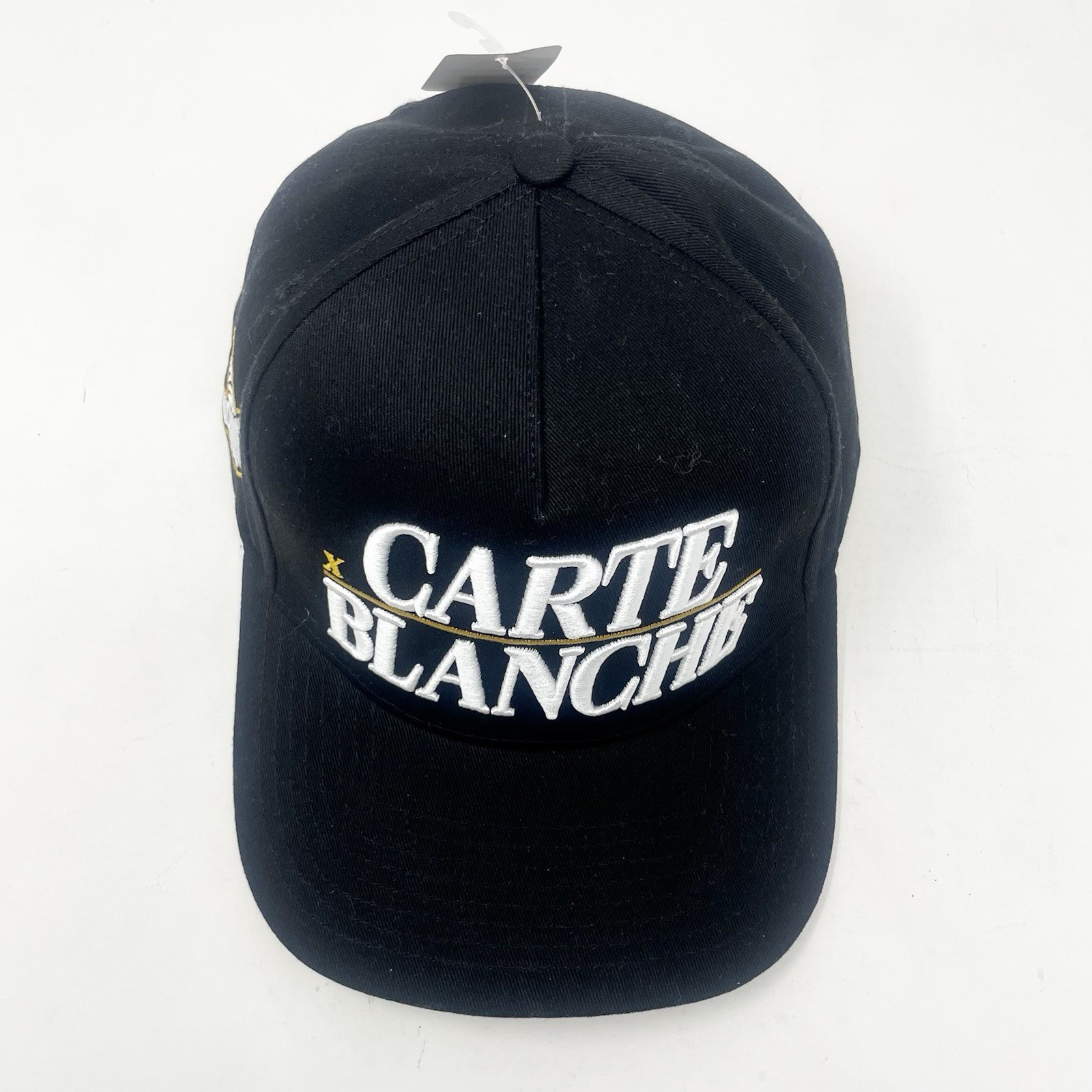 carte blanche hat