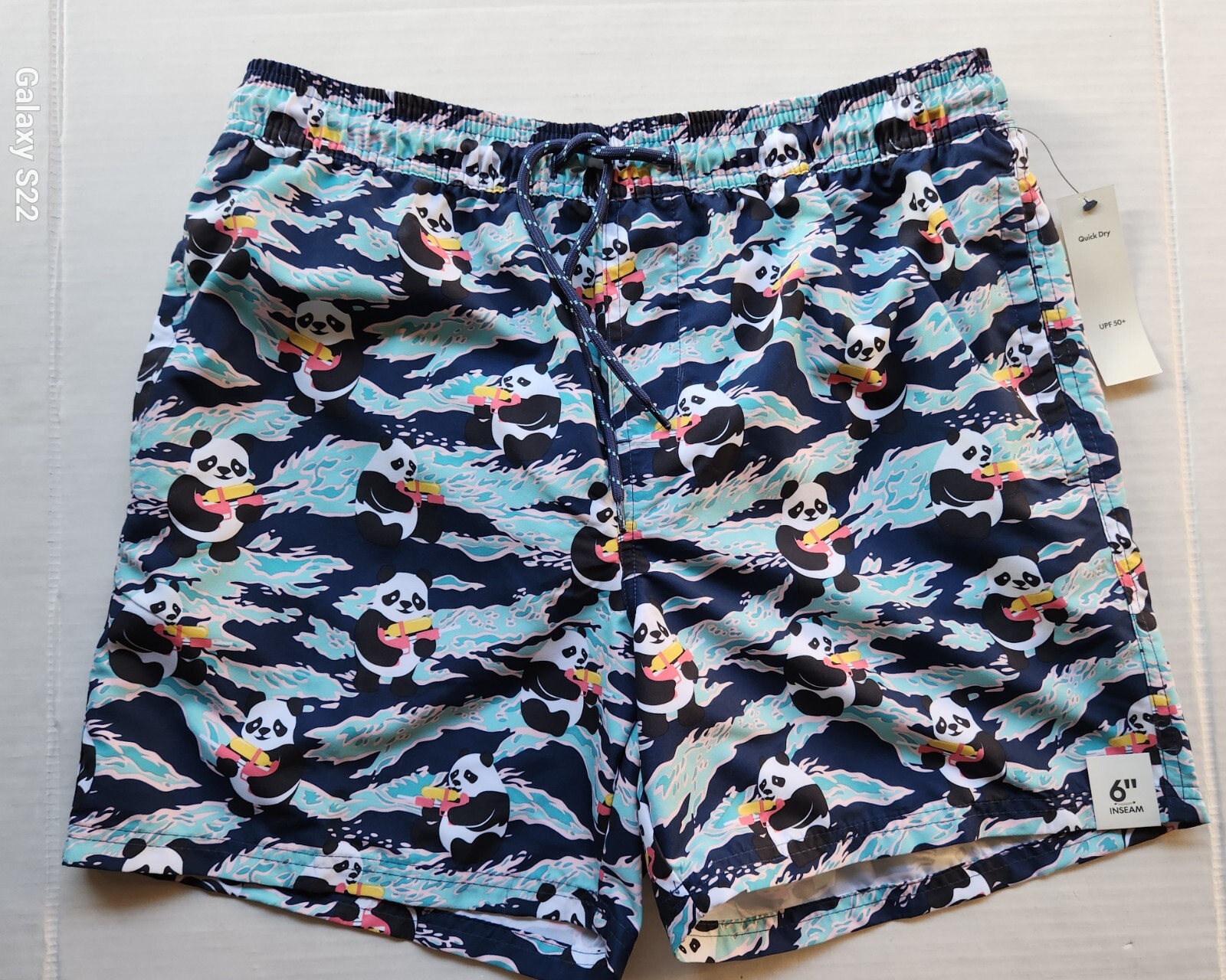 No Boundaries Men’s Apparel Panda Elastic Waist Shorts – Size: Medium (32-34)