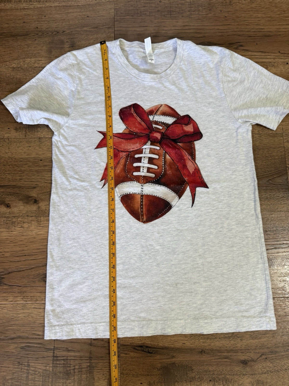 Bella + Canvas Women’s M Gray Short Sleeve Football Graphic T-Shirt