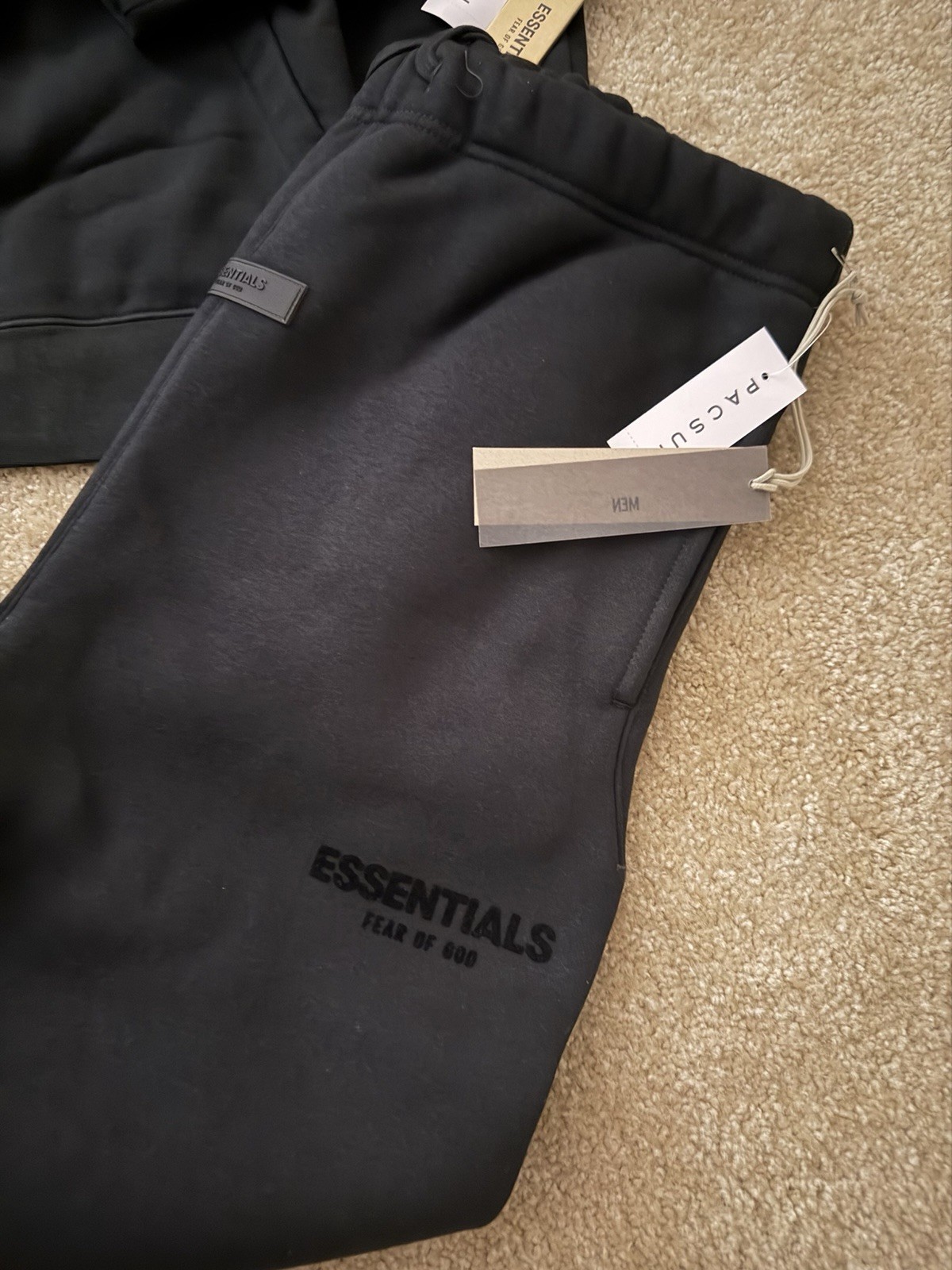 Essentials Fear of God Black Men’s 2-Piece Set Hoodie & Pants Pockets M