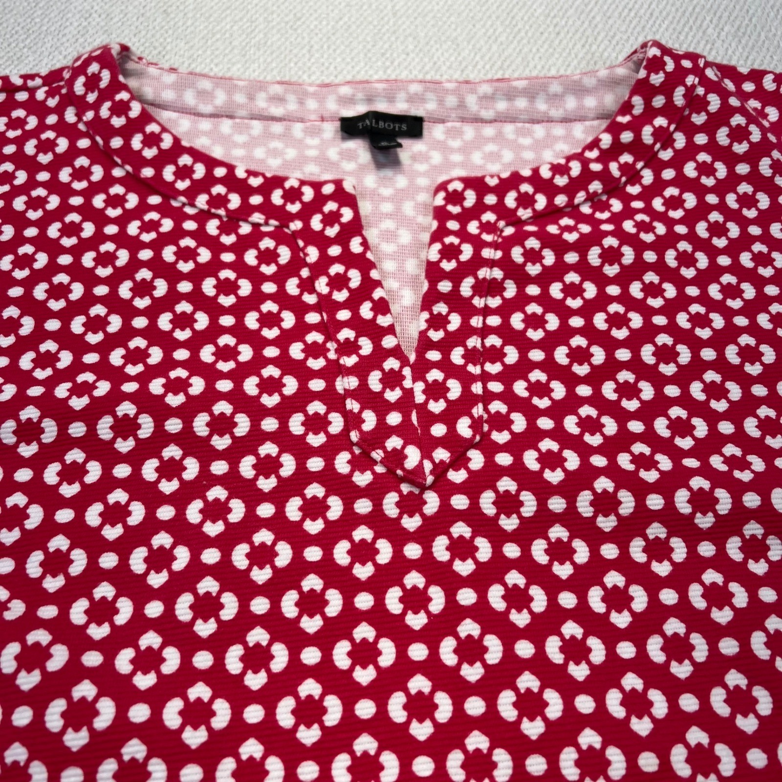 Talbots Sleeveless Split Neck Top Ottoman Shell Top XL Geometric Textured Flower