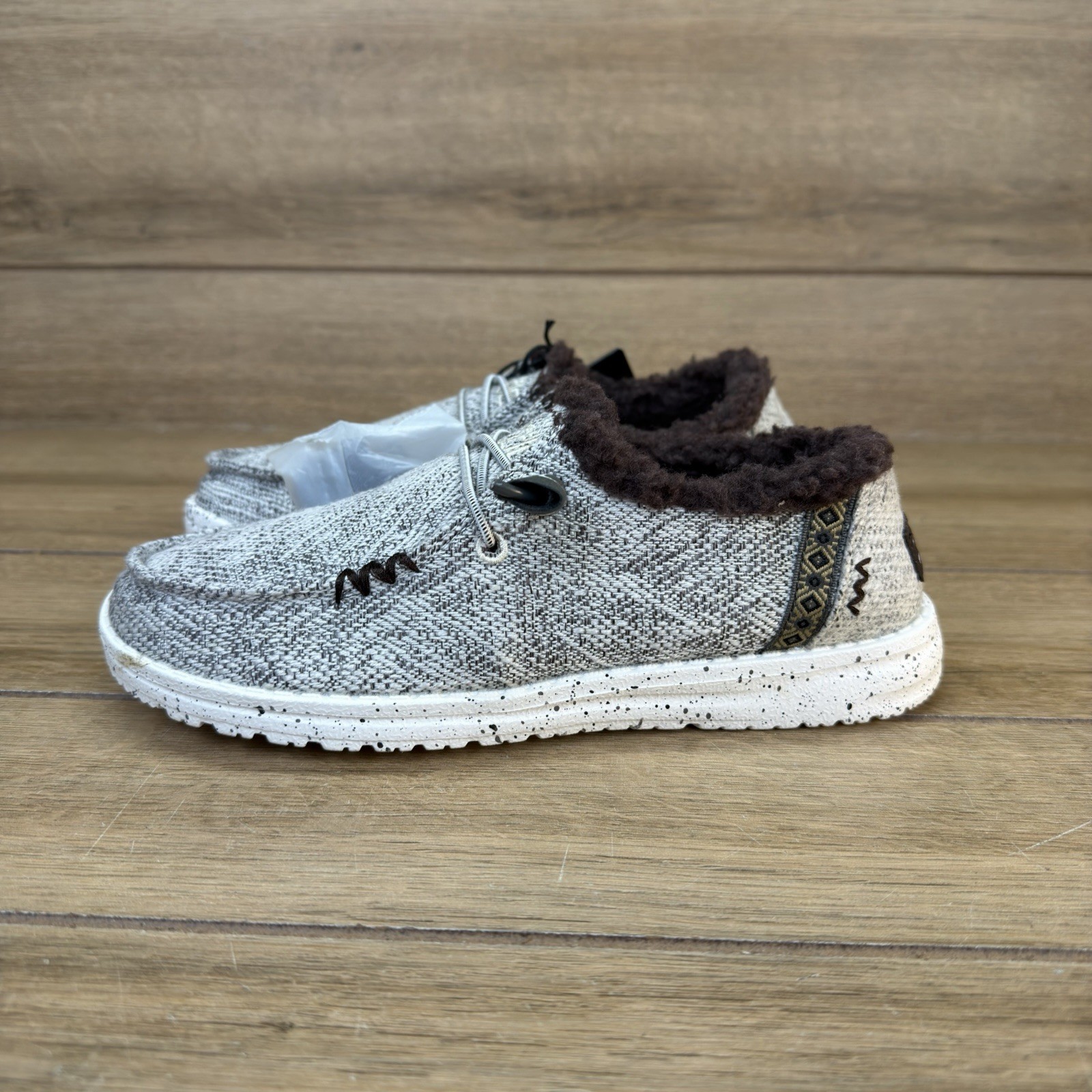 Hey Dude Wendy Salt And Pepper Lightweigth Slip-On Comfort Women’s Size 5 Shoes