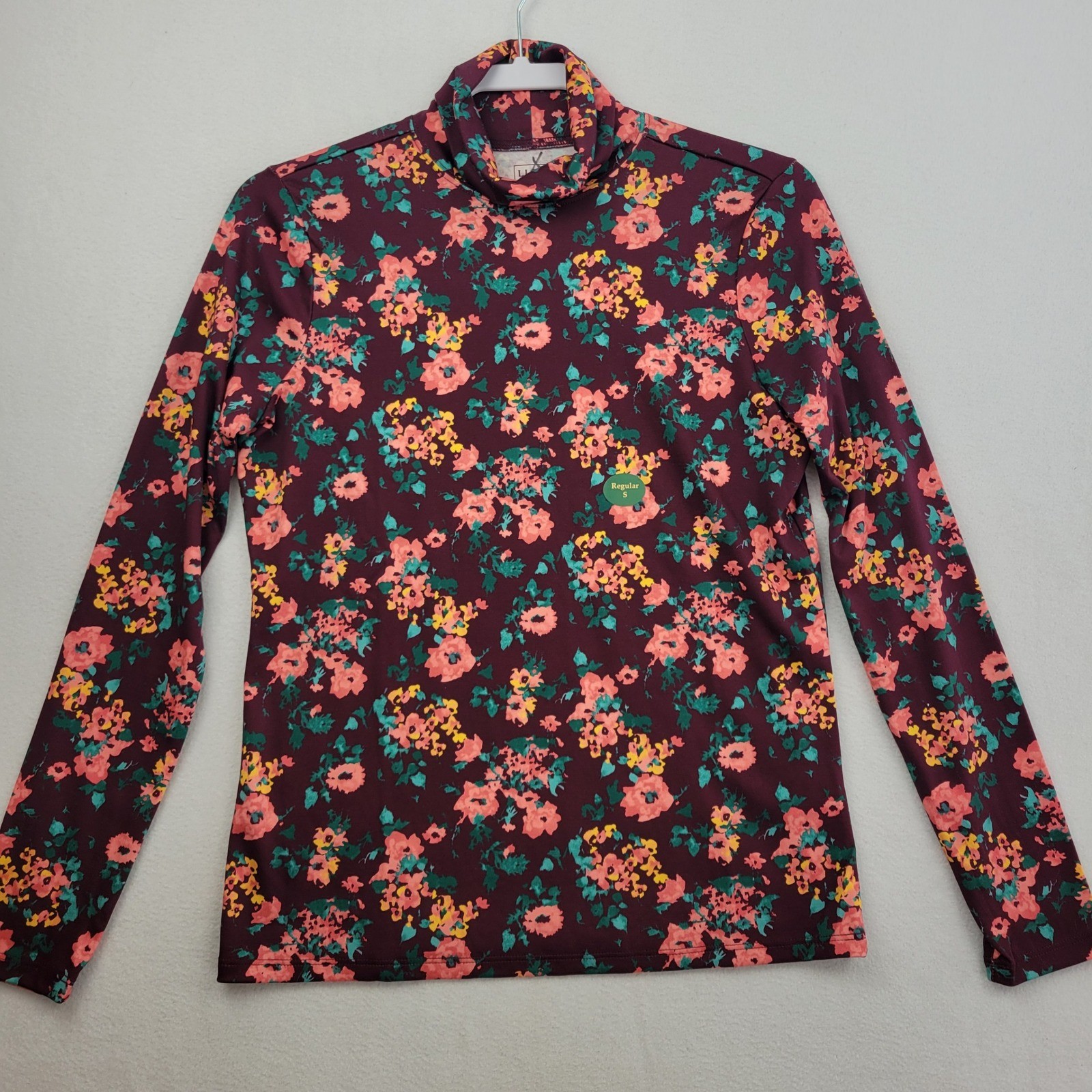 LL Bean Womens Pima Cotton Turtleneck Size Small Top Burgundy Floral 512331
