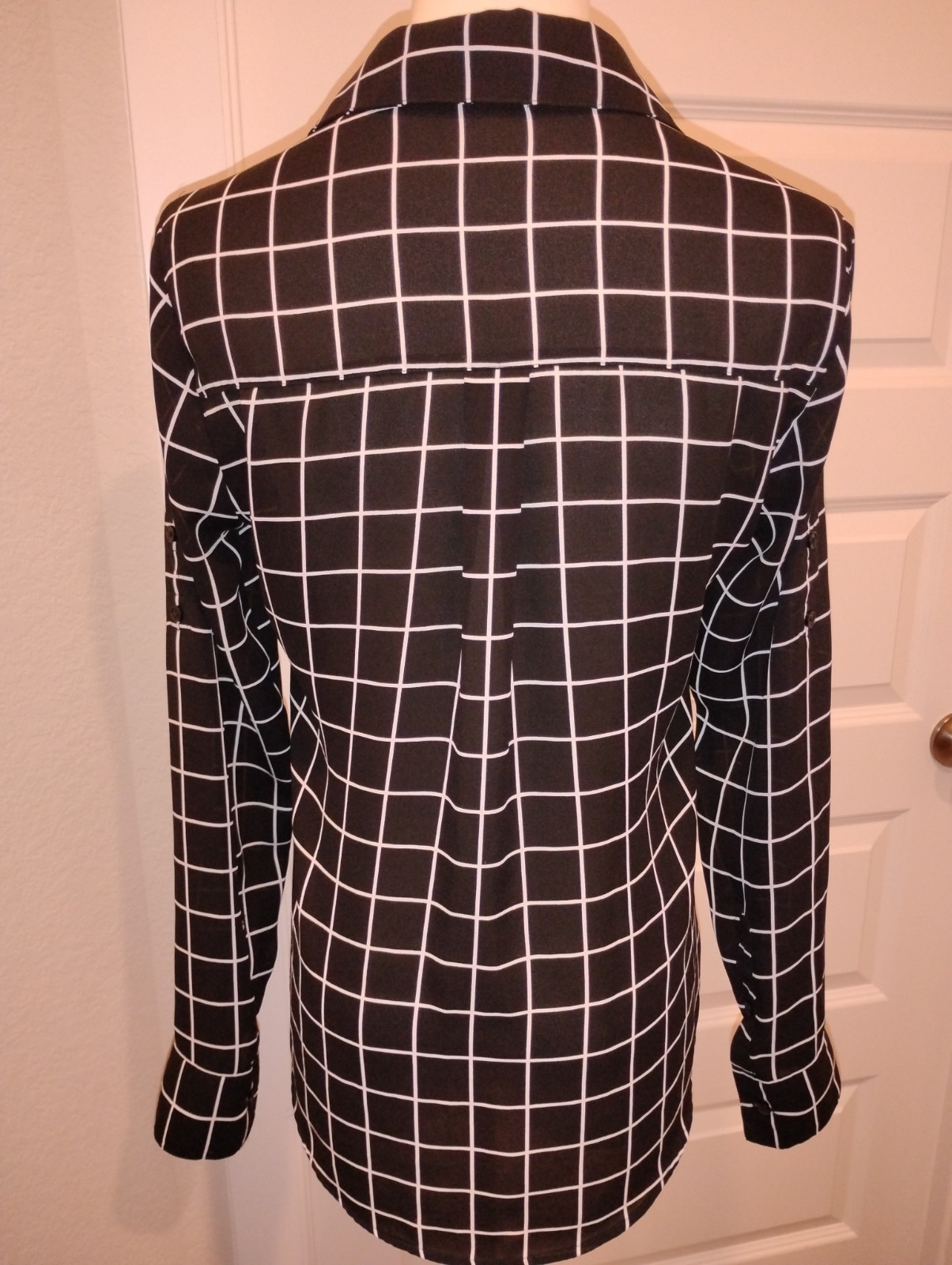 Express Portofino Women’s S Black White Check Long Sleeve Collared Button-Down