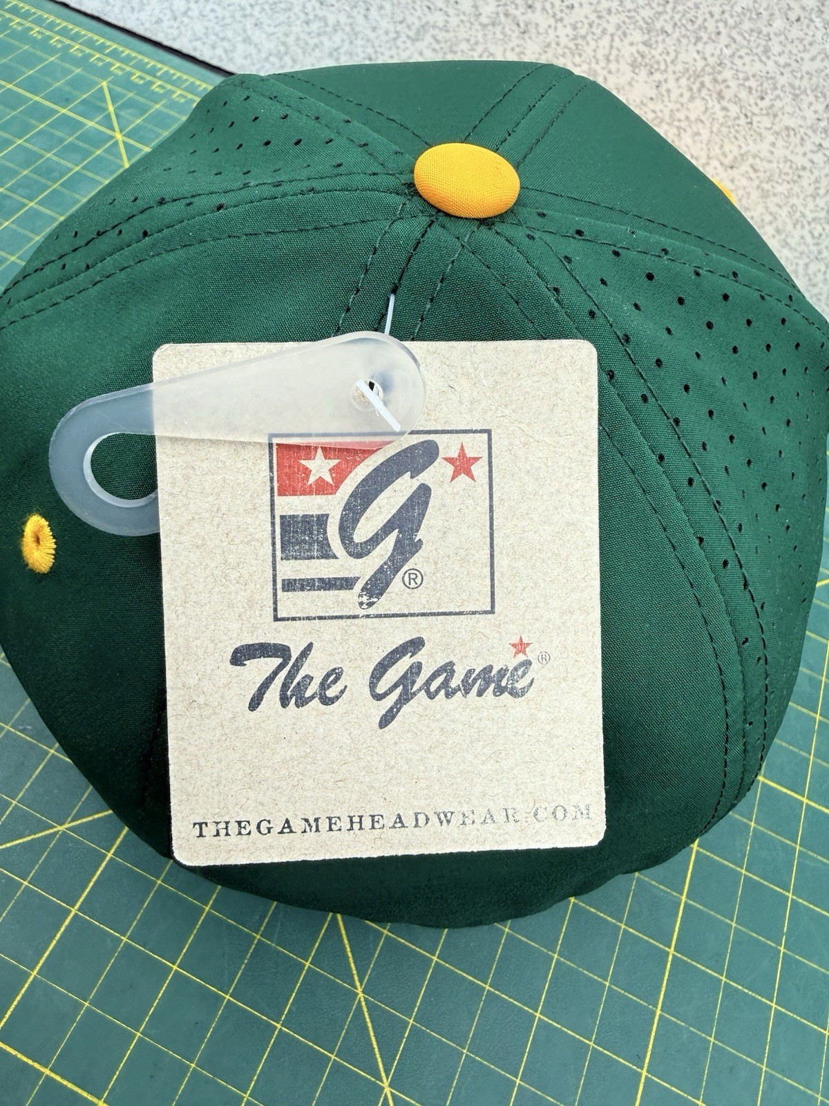 Oakland / Las Vegas Athletics A’s Fitted Baseball Hat Cap – Size M – by The Game