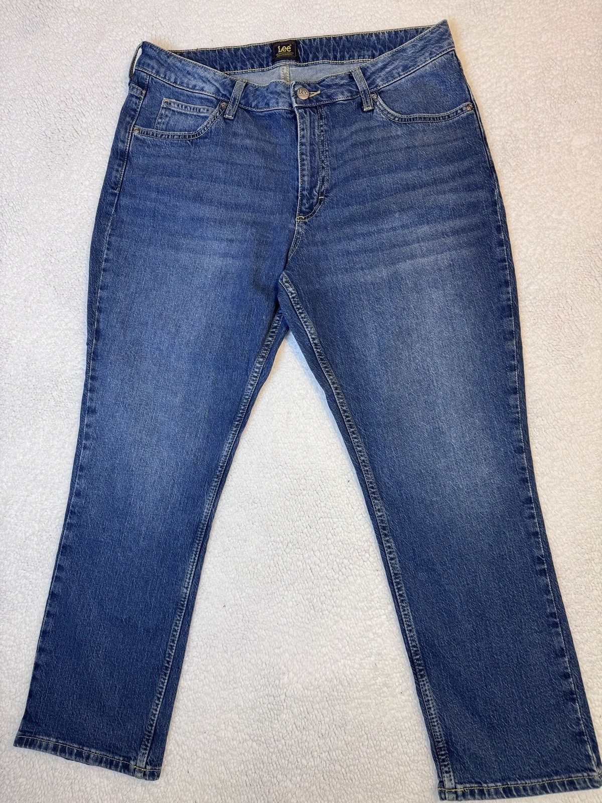Lee Classic Fit Straight Leg Blue Denim Jeans Women’s Size 14M See Size Chart