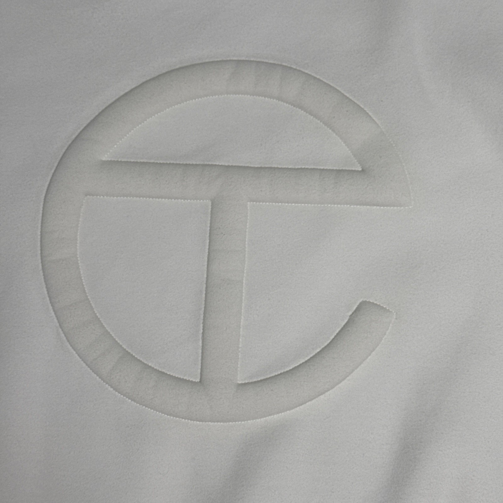 Telfar Telly Mockneck Sweatshirt in White Size XL