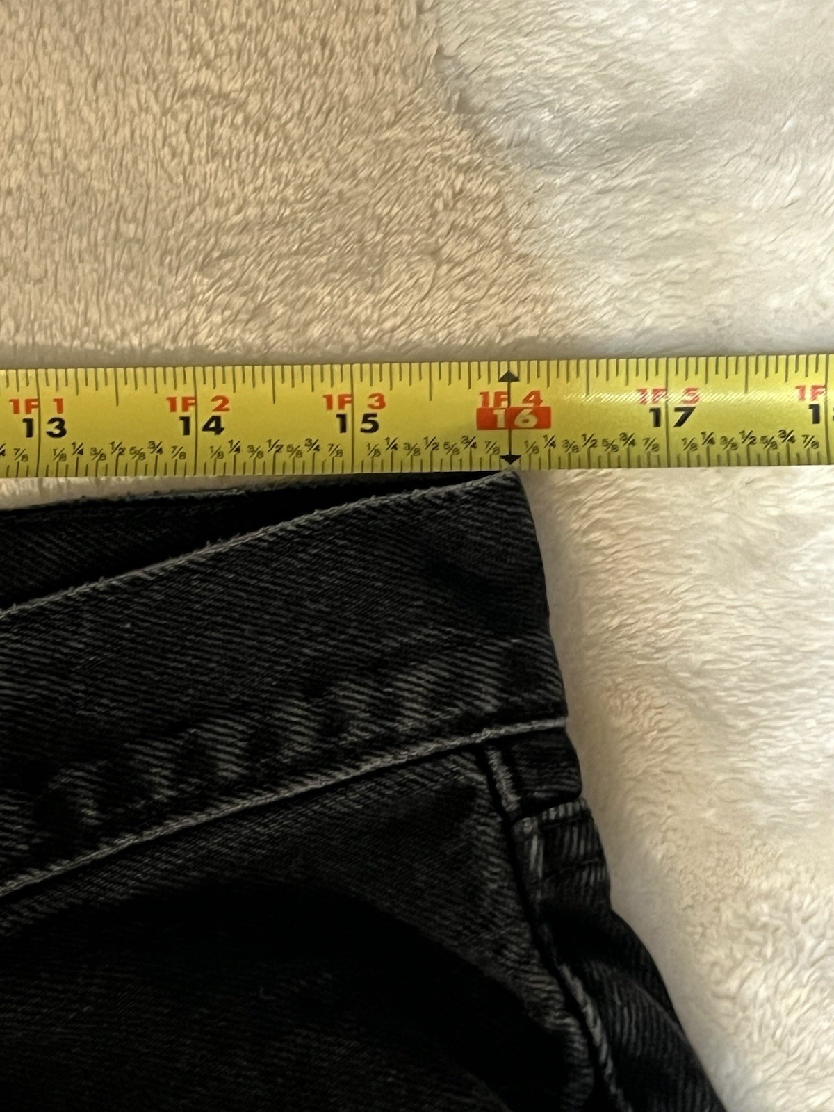 Levi’s Jeans Men 565 Loose Straight Jeans, Hemmed