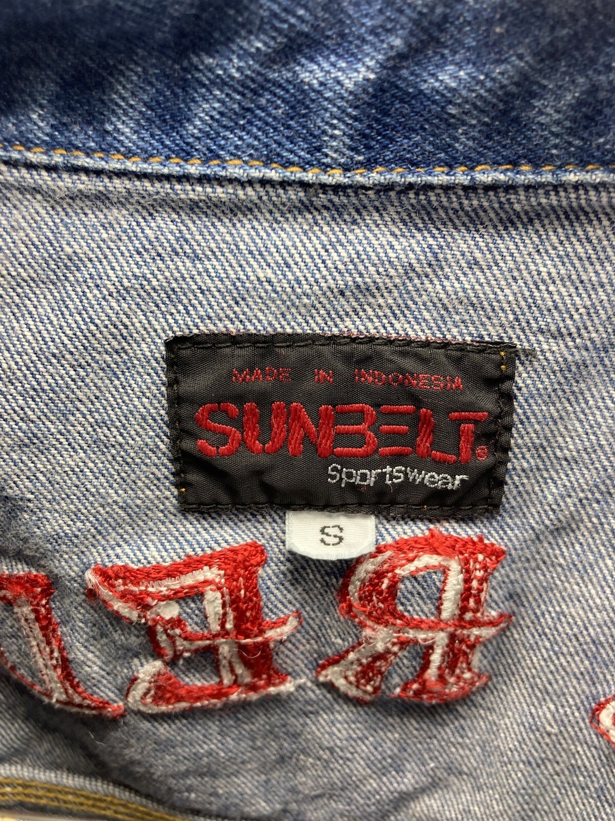 Comanche Chief Denim Trucker Jacket Men Size Small Embroidered Button VTG Unique