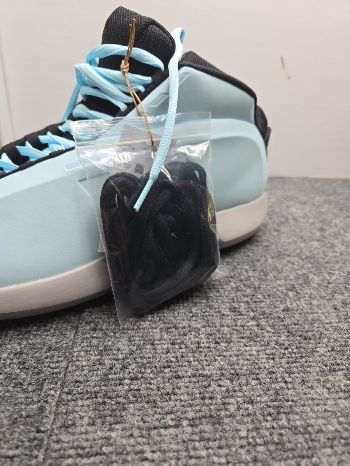 Size 13 – Adidas Crazy 1 Kobe Ice Blue