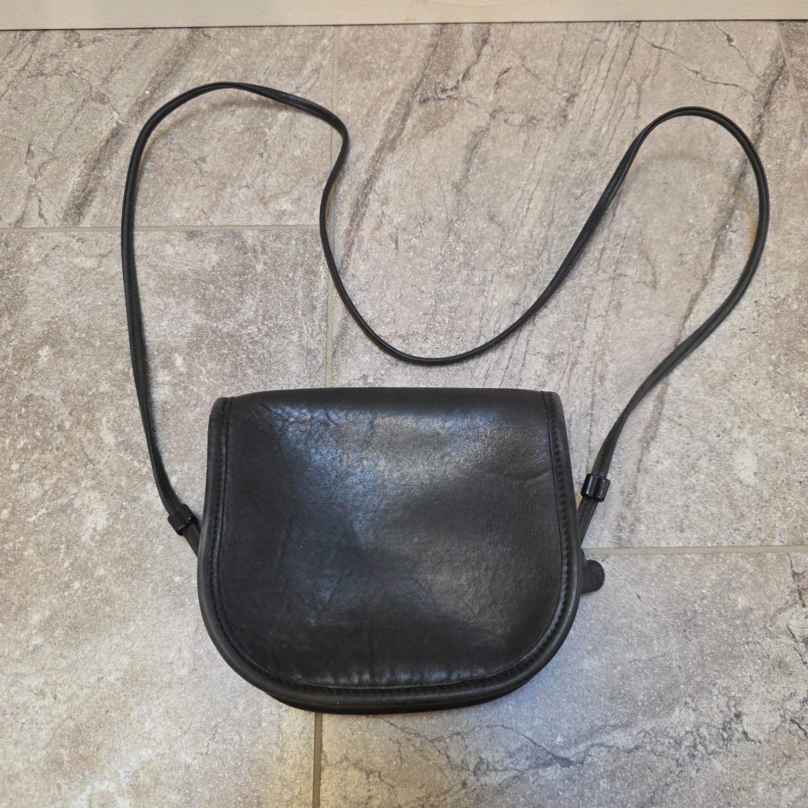 COACH Vintage Abbie Black Leather Crossbody Shoulder Bag Handbag Purse 9017