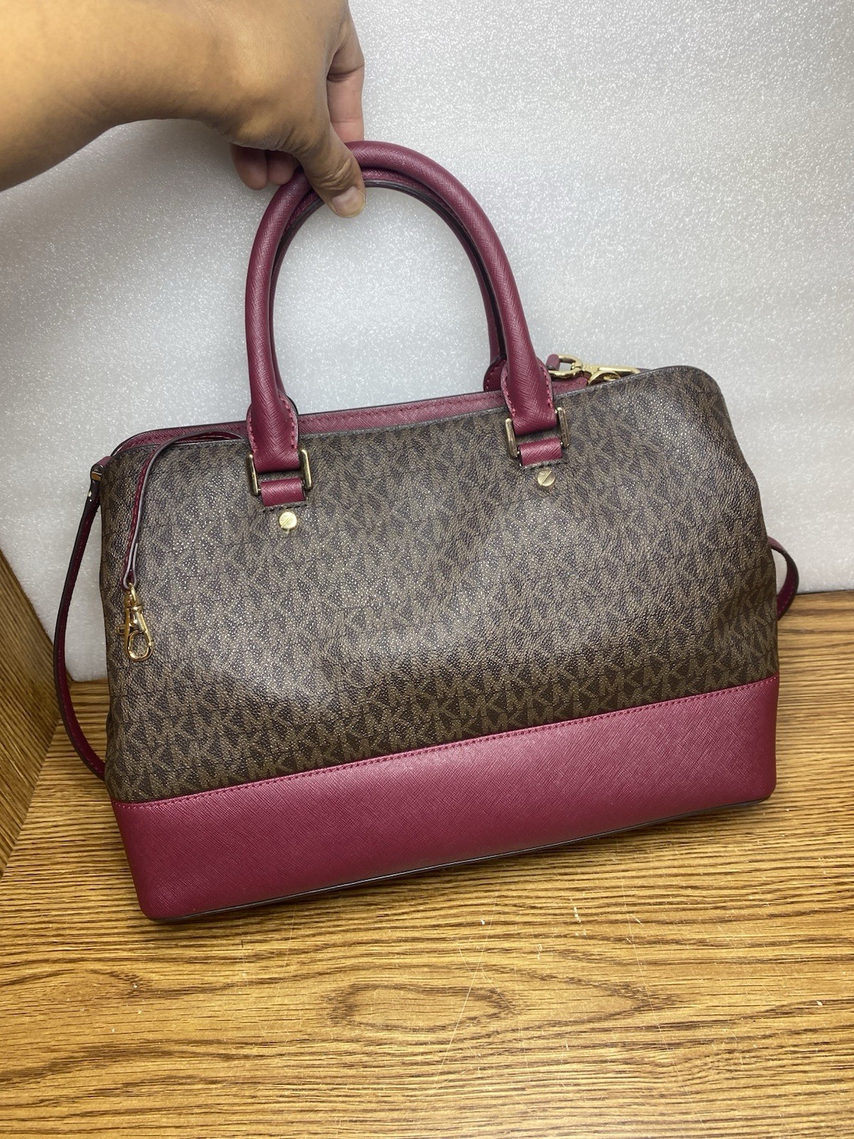 Michael Kors Savannah Signature Satchel Purse Brown Red Wine Cherry Gold