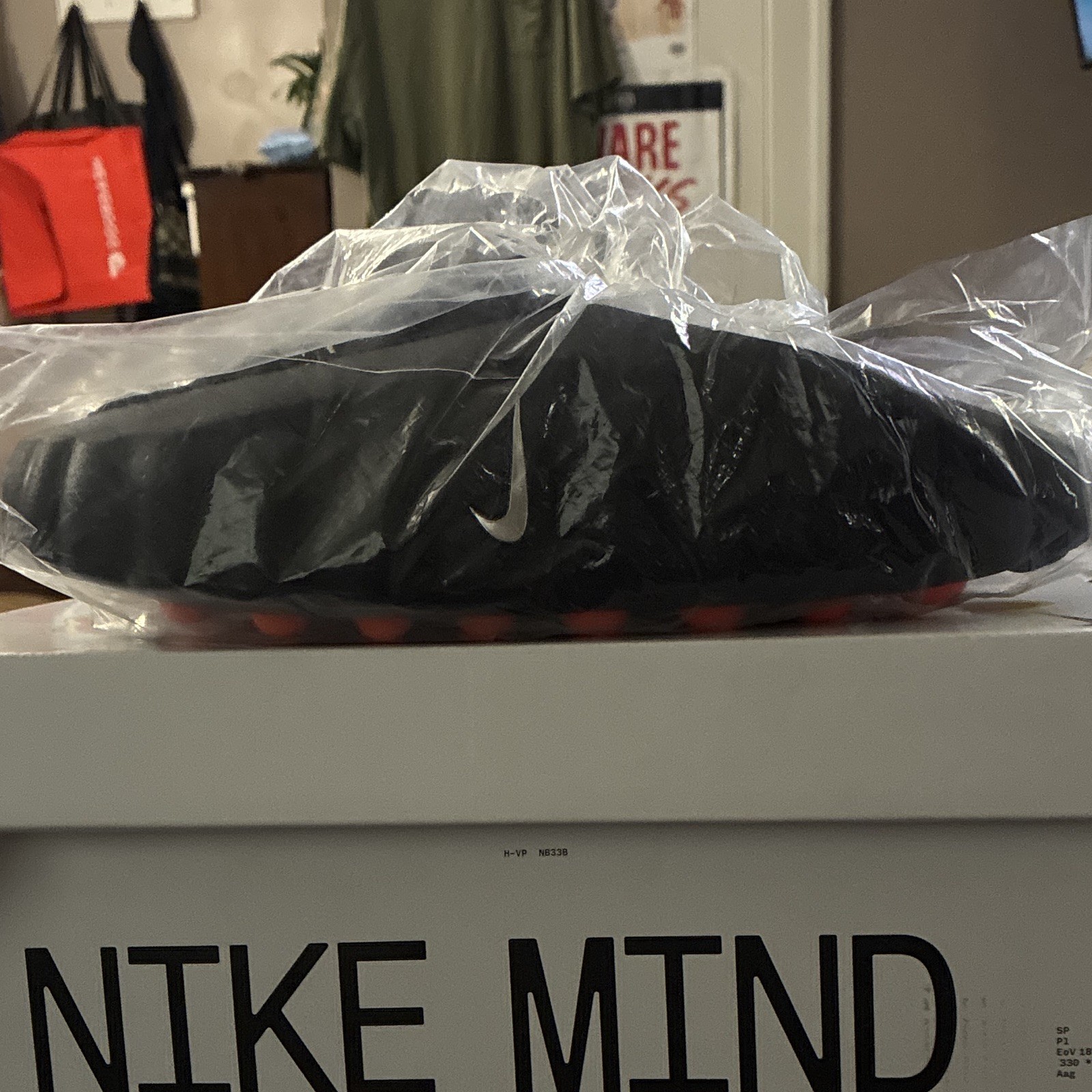 Nike Mind 001 Men’s Slide Sandals Black US 8 M Synthetic Slip-On w/ Box