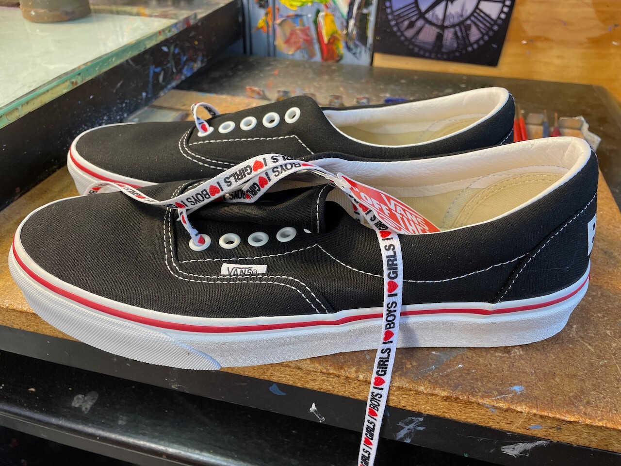 Vans Era I Heart Black White Size US 8.5 Men (10 Women) New Rare VN0A4U39WKU
