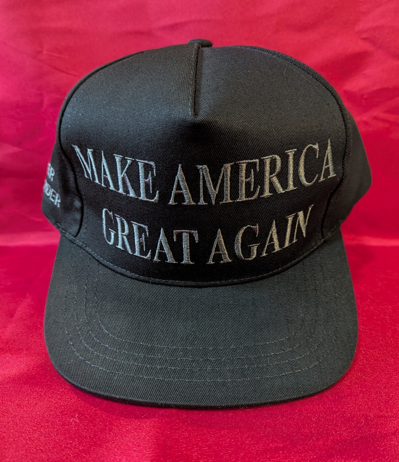 2024 OFFICIAL TRUMP / ELON MUSK DARK MAGA HAT * MADE IN USA * NEW MINT