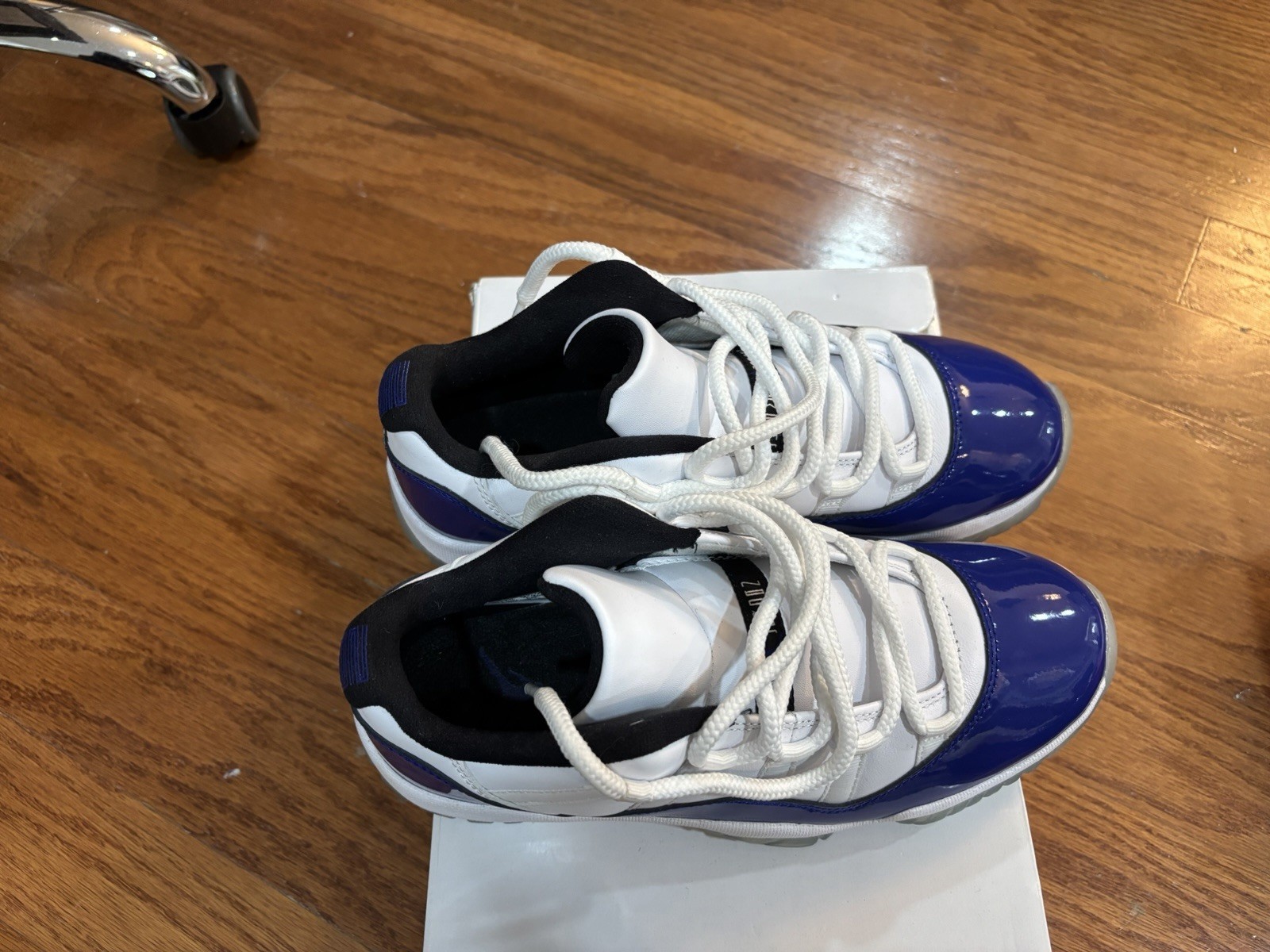 Wmns Air Jordan 11 Retro Low ‘Concord Sketch’ (Women’s US Size 8.5)