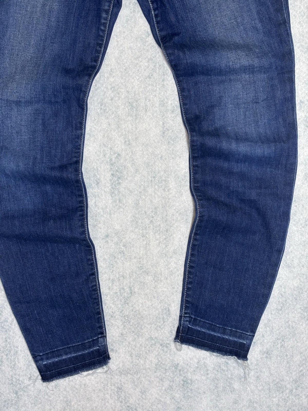 Joe’s Women’s High Rise Skinny Dark Wash Blue Denim Jeans Stretch 5-Pocket