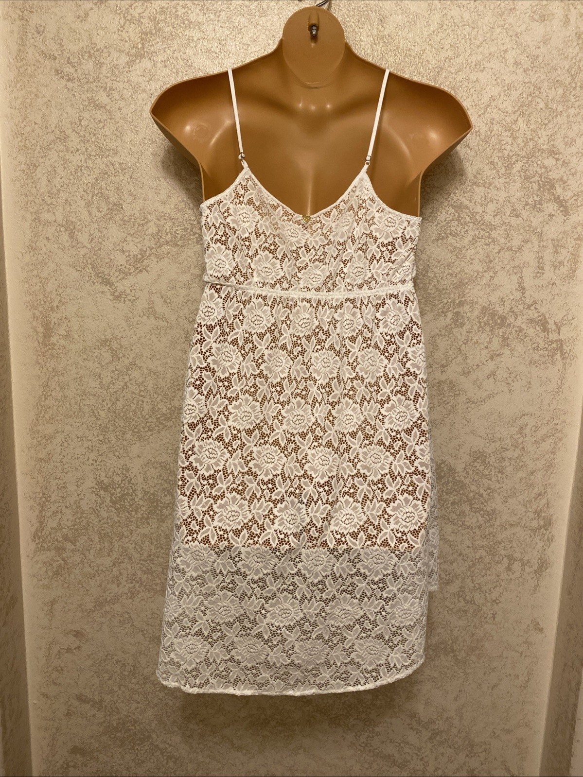 Victoria’s Secret Swimsuit Cover-Up. White Floral High Low. Size Medium