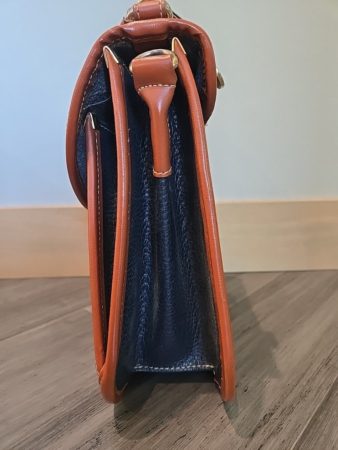 Vintage Dooney & Bourke All Weather Leather Spectator Bag Navy Push Lock Classic
