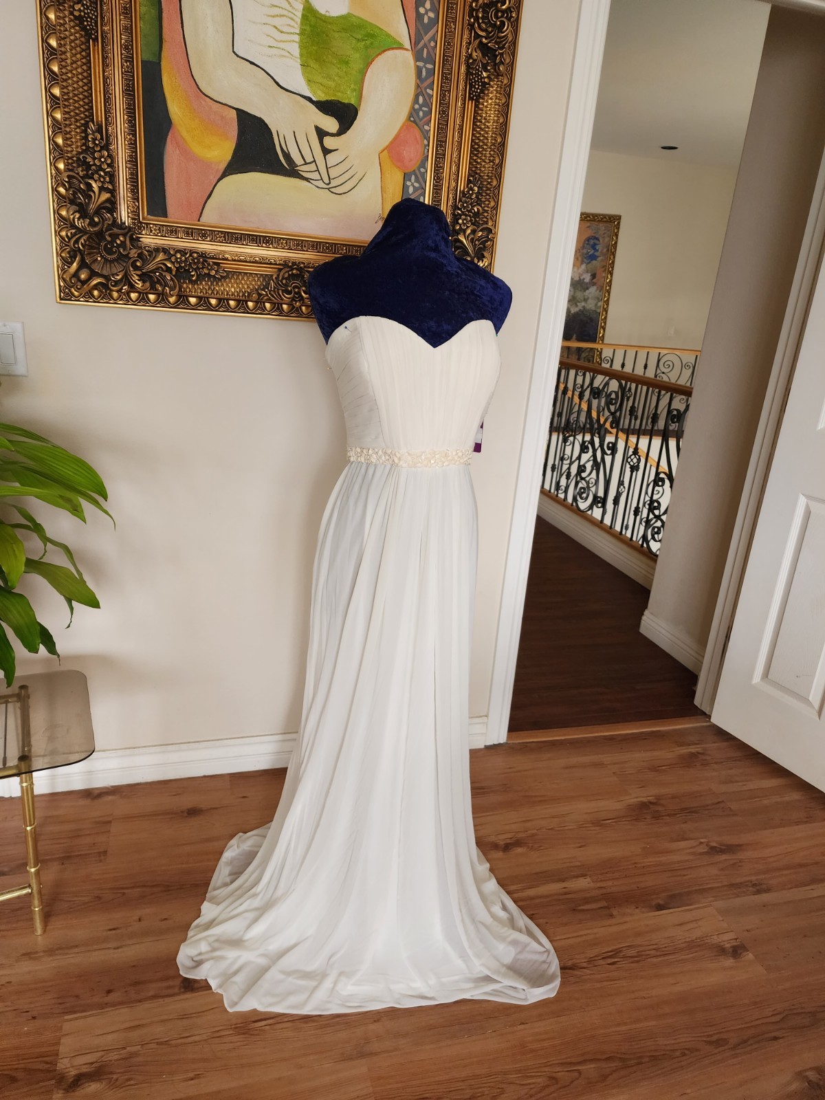 classic wedding dress – brand new dress size 16