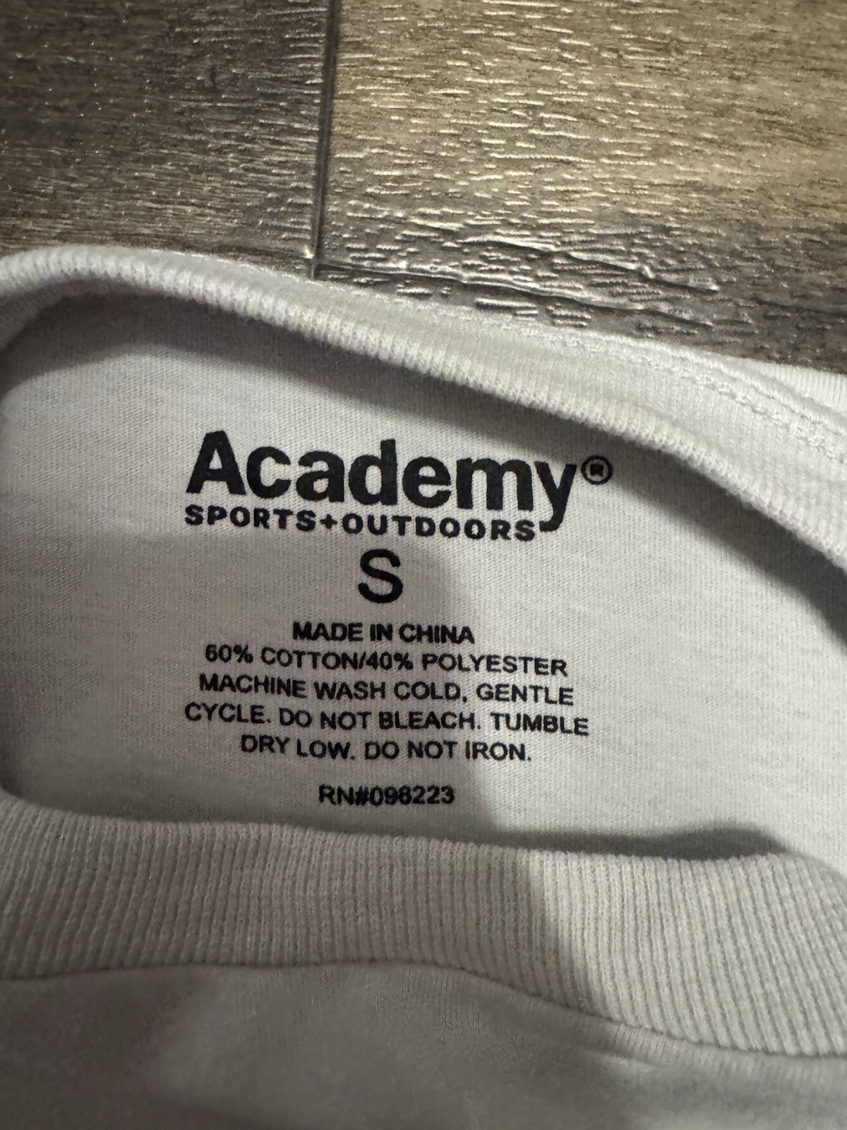Academy Sports + Outdoors Men’s S White Graphic Tee Camera Short Sleeve