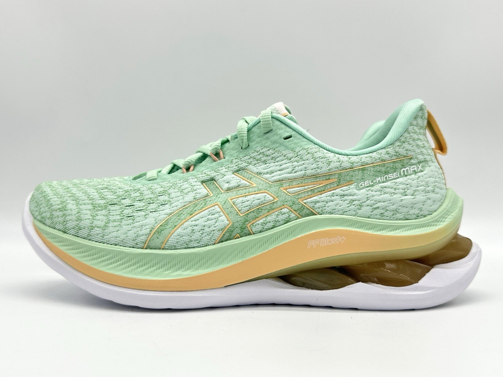 Asics Gel Kinsei Max Women’s Size 8 Running Shoes Oatmeal Tan 1012B512