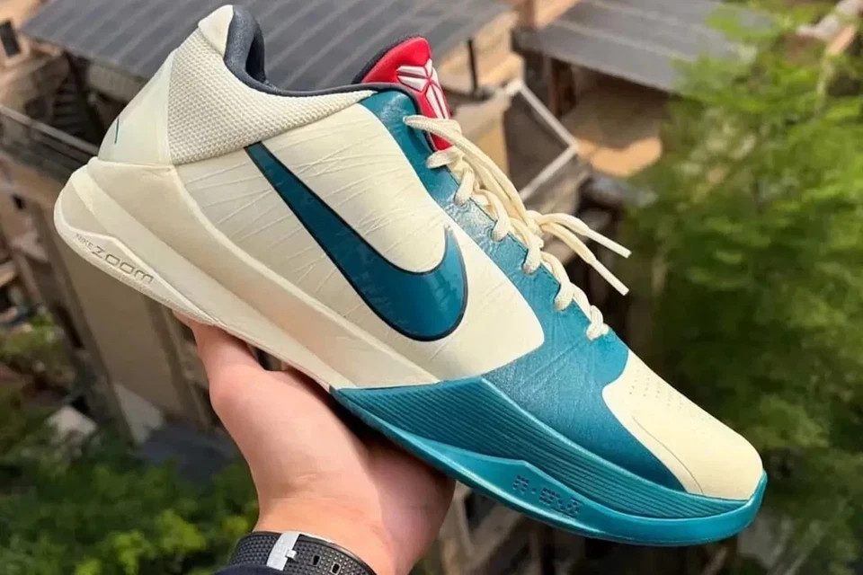 Caitlin Clark x Kobe 5 Protro “Coconut Milk” Size US 7-13 for Men